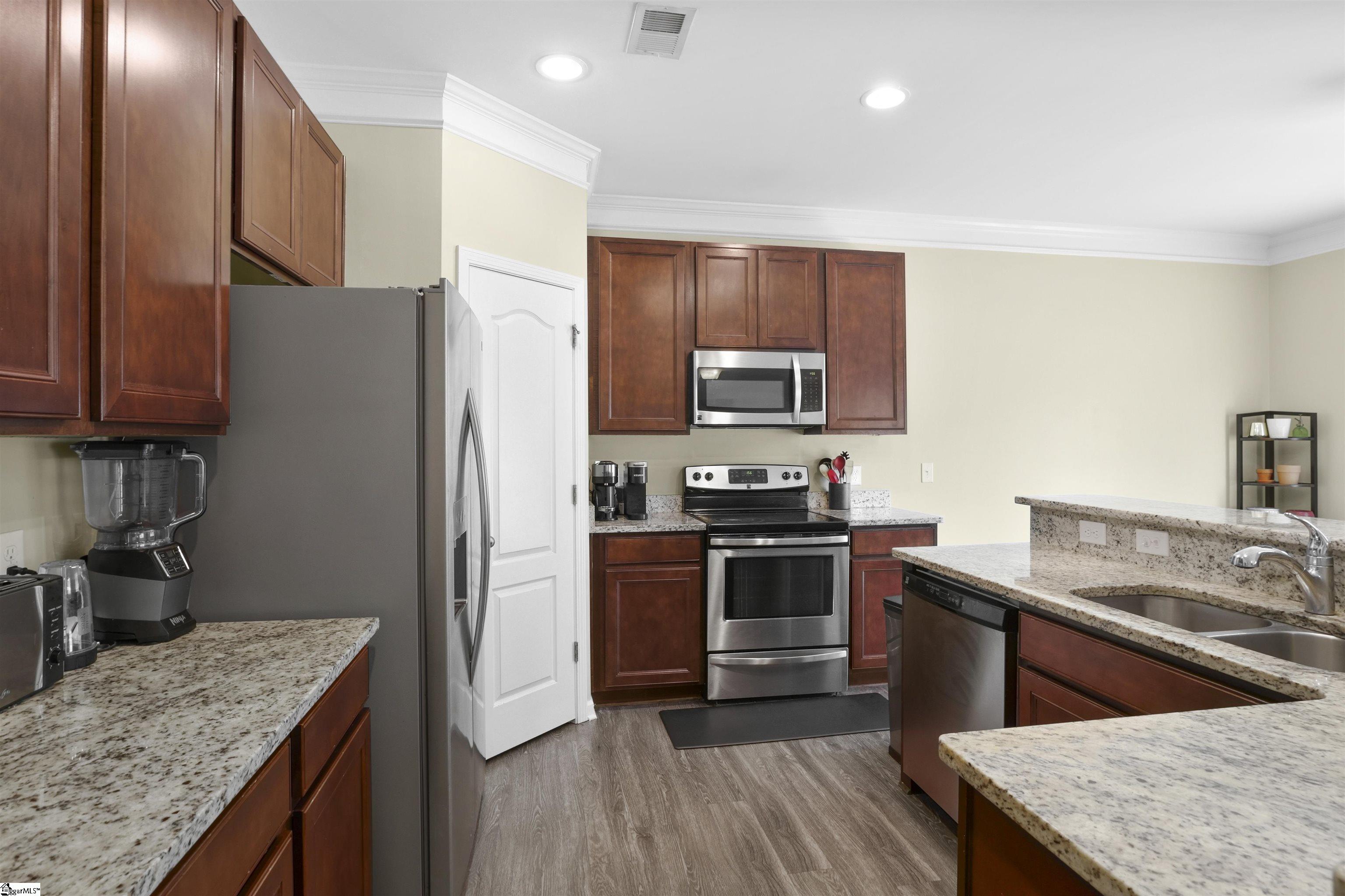404 Tonsley Trail Property Photo 6