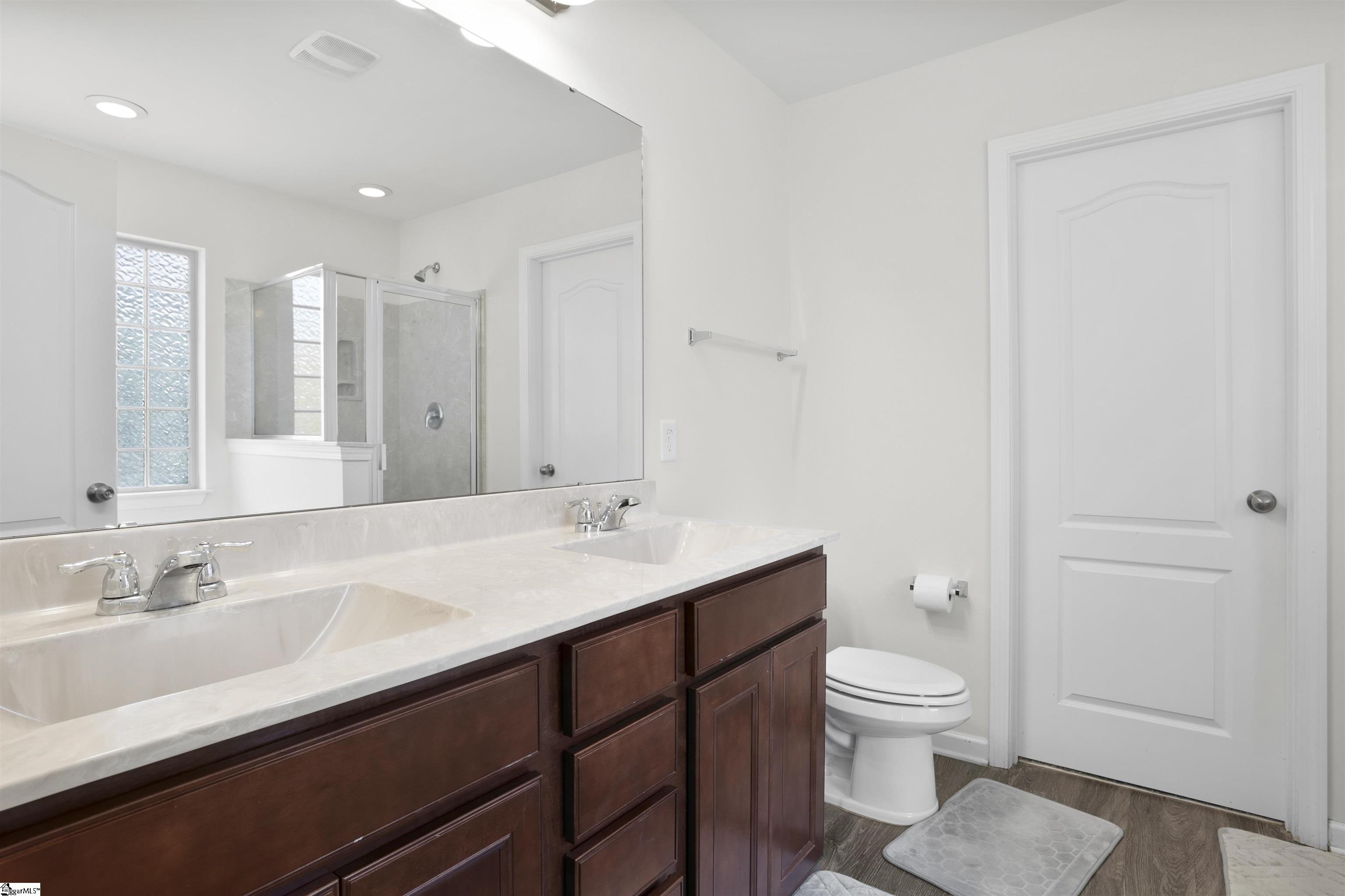404 Tonsley Trail Property Photo 11