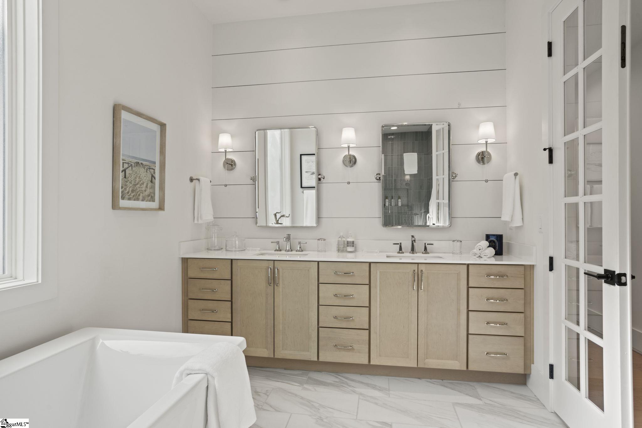 4 Adrian Way Property Photo 20