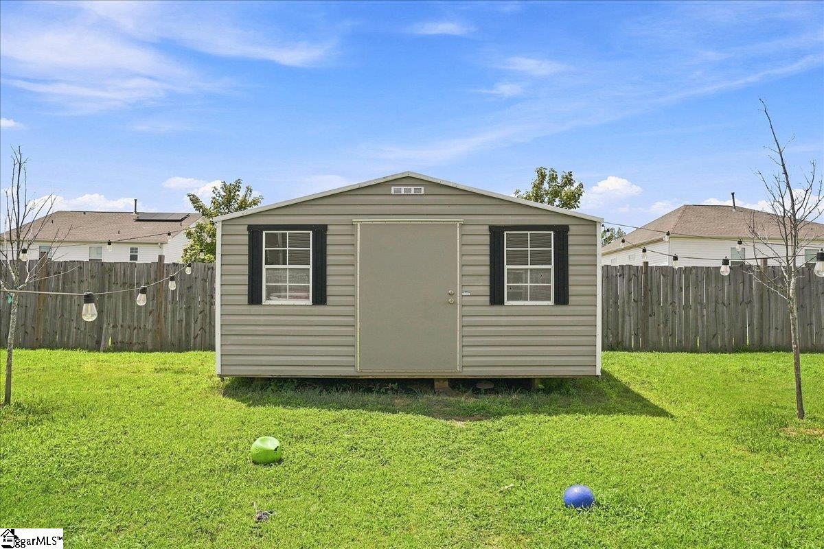 16 Steeds Glen Road Property Photo 31