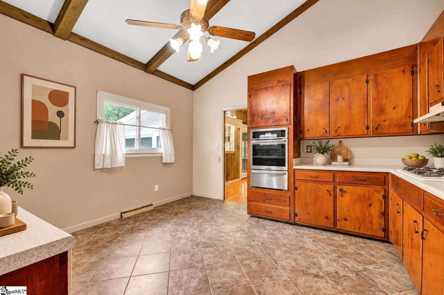 19 Vicki Circle Property Photo 9