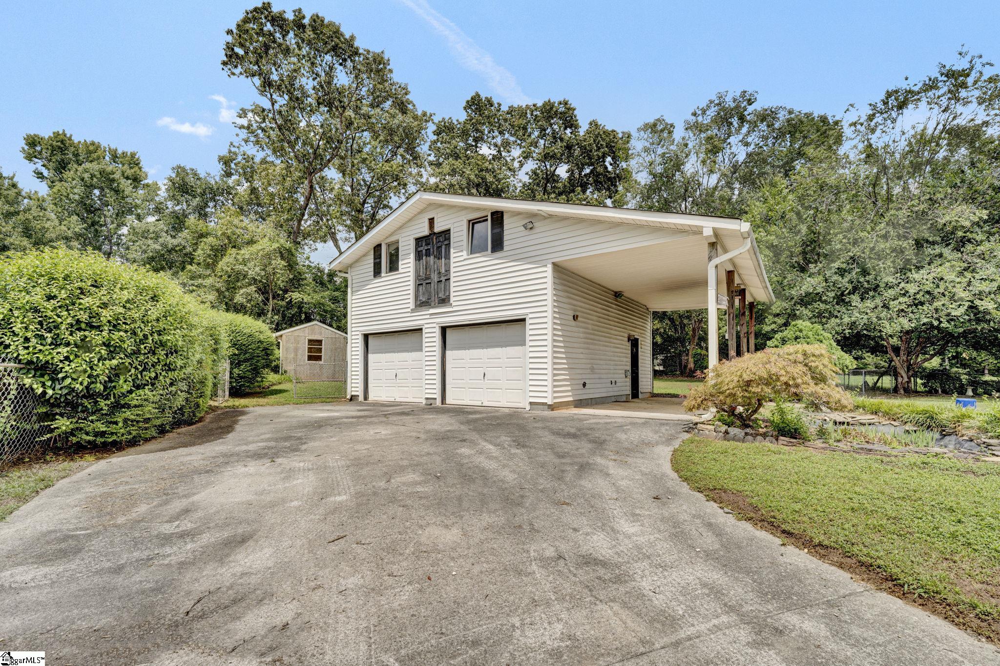 19 Vicki Circle Property Photo 17