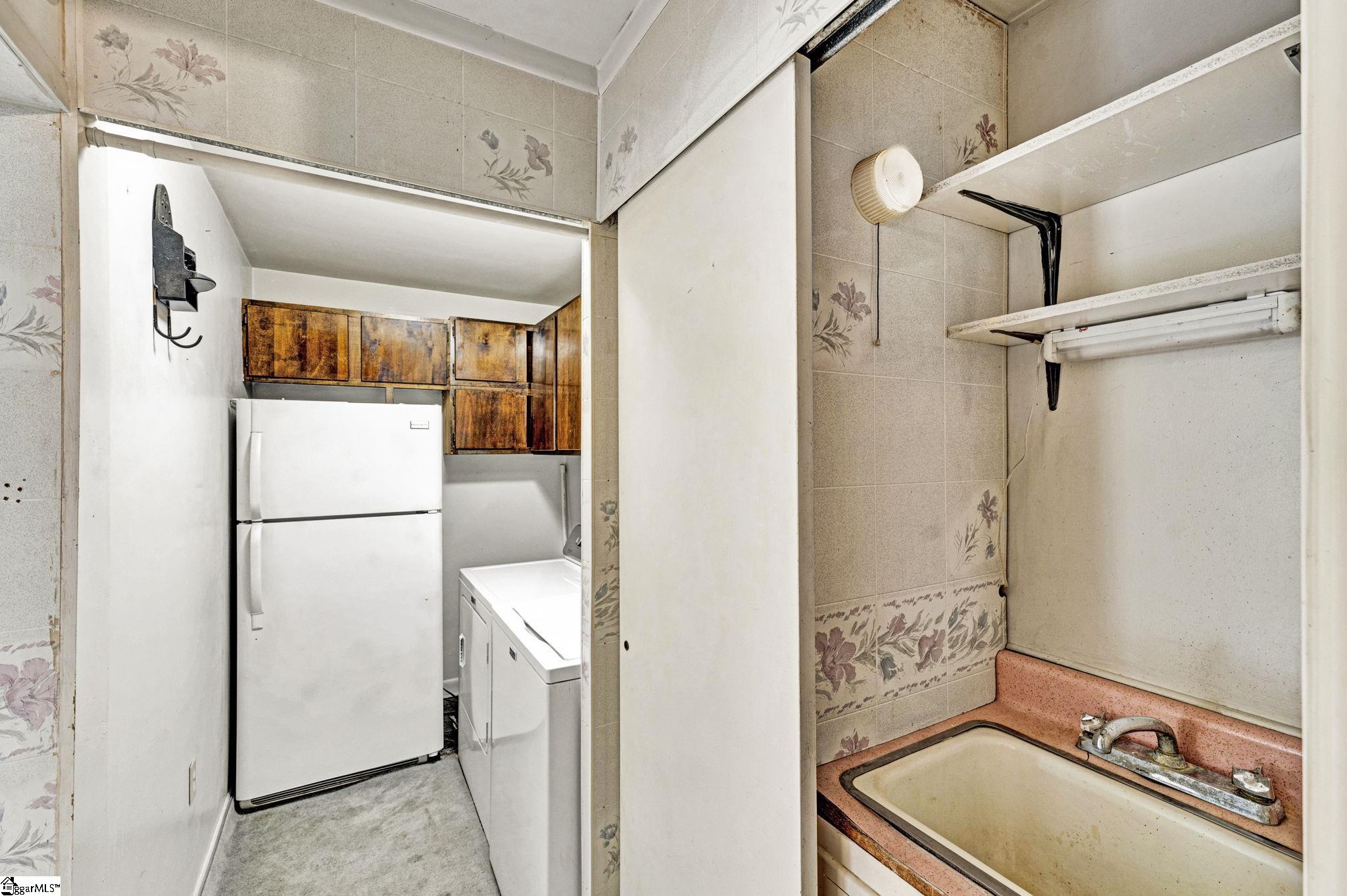 19 Vicki Circle Property Photo 40