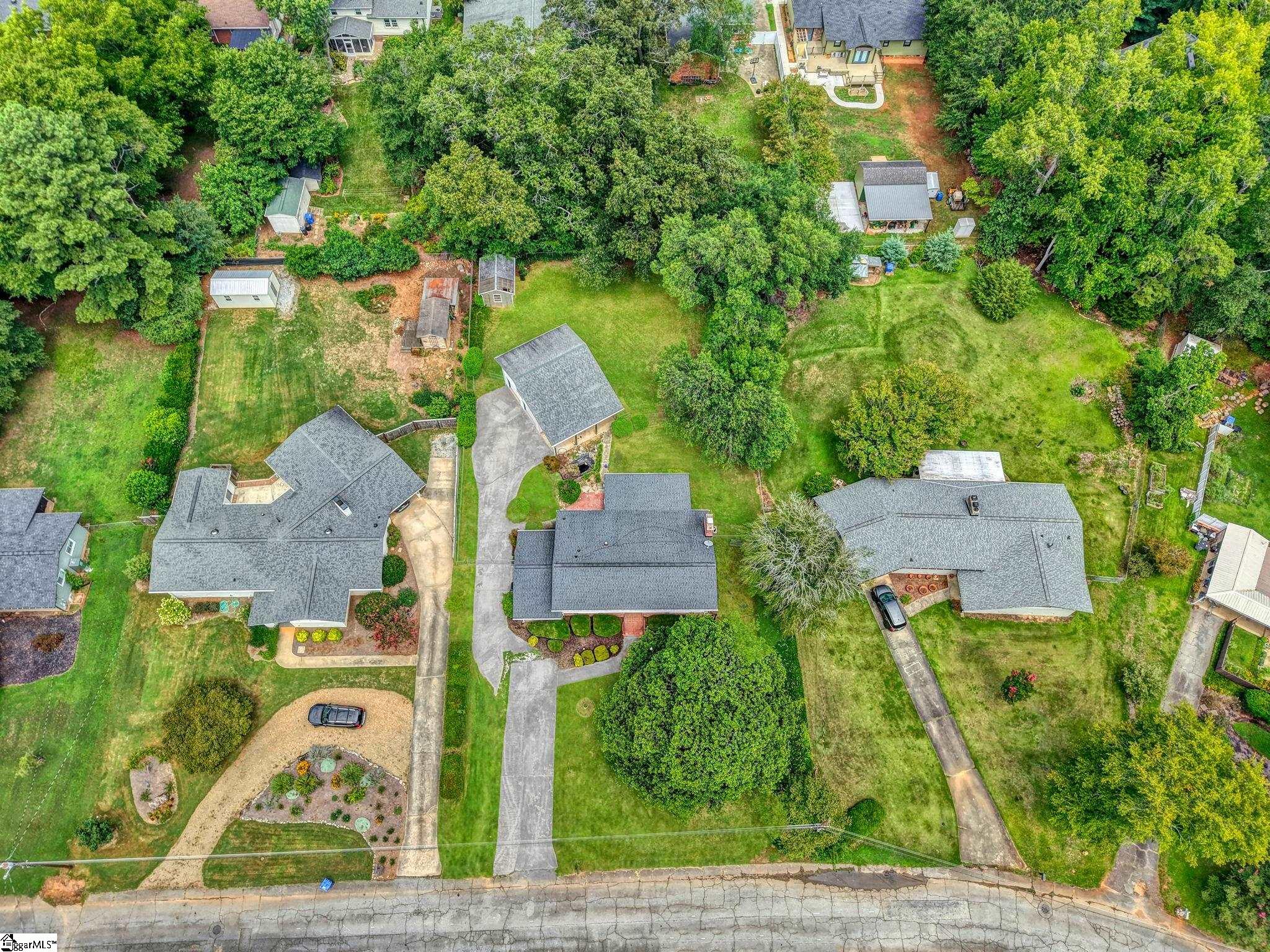 19 Vicki Circle Property Photo 49
