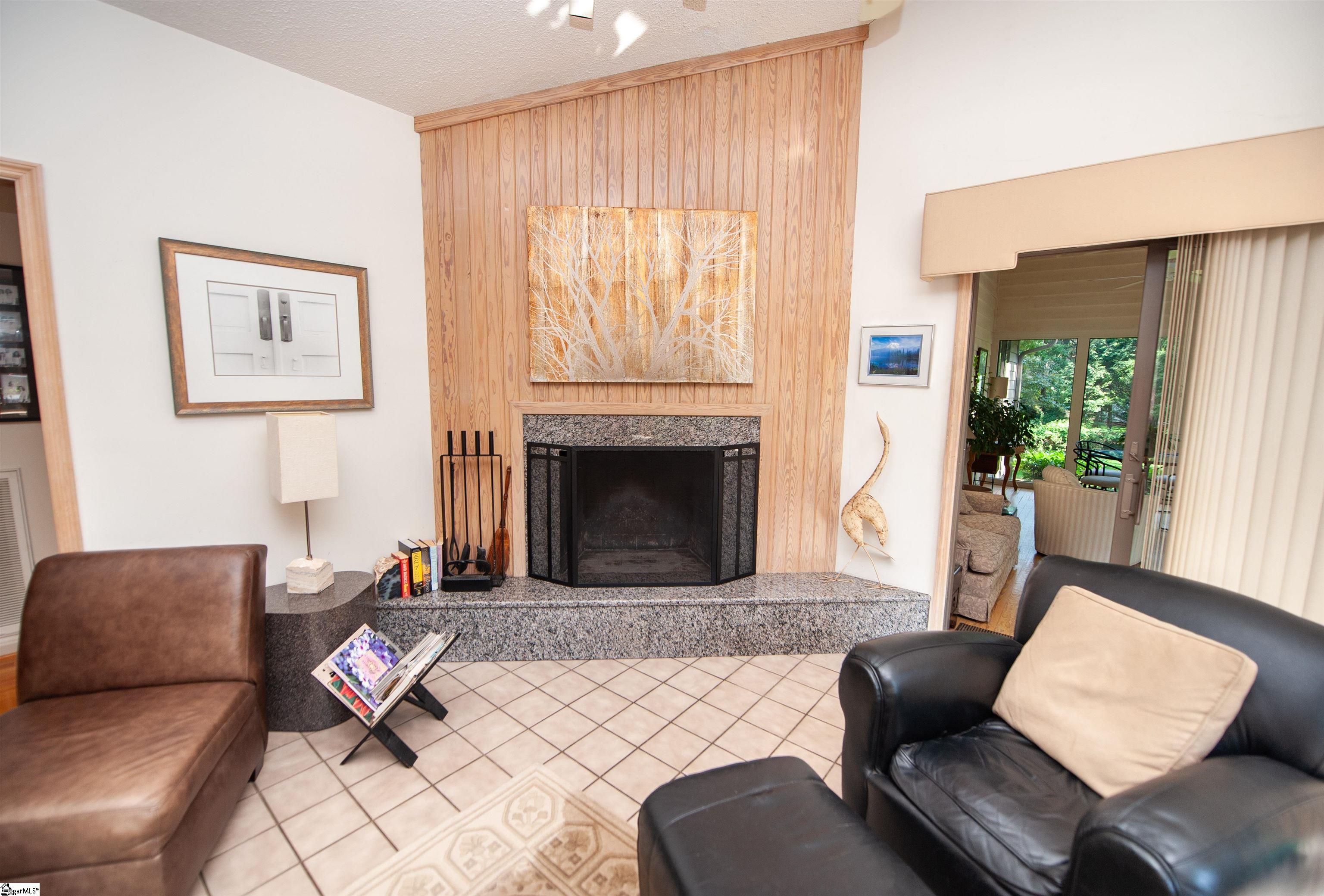 100 Wood Lily Lane Property Photo 15