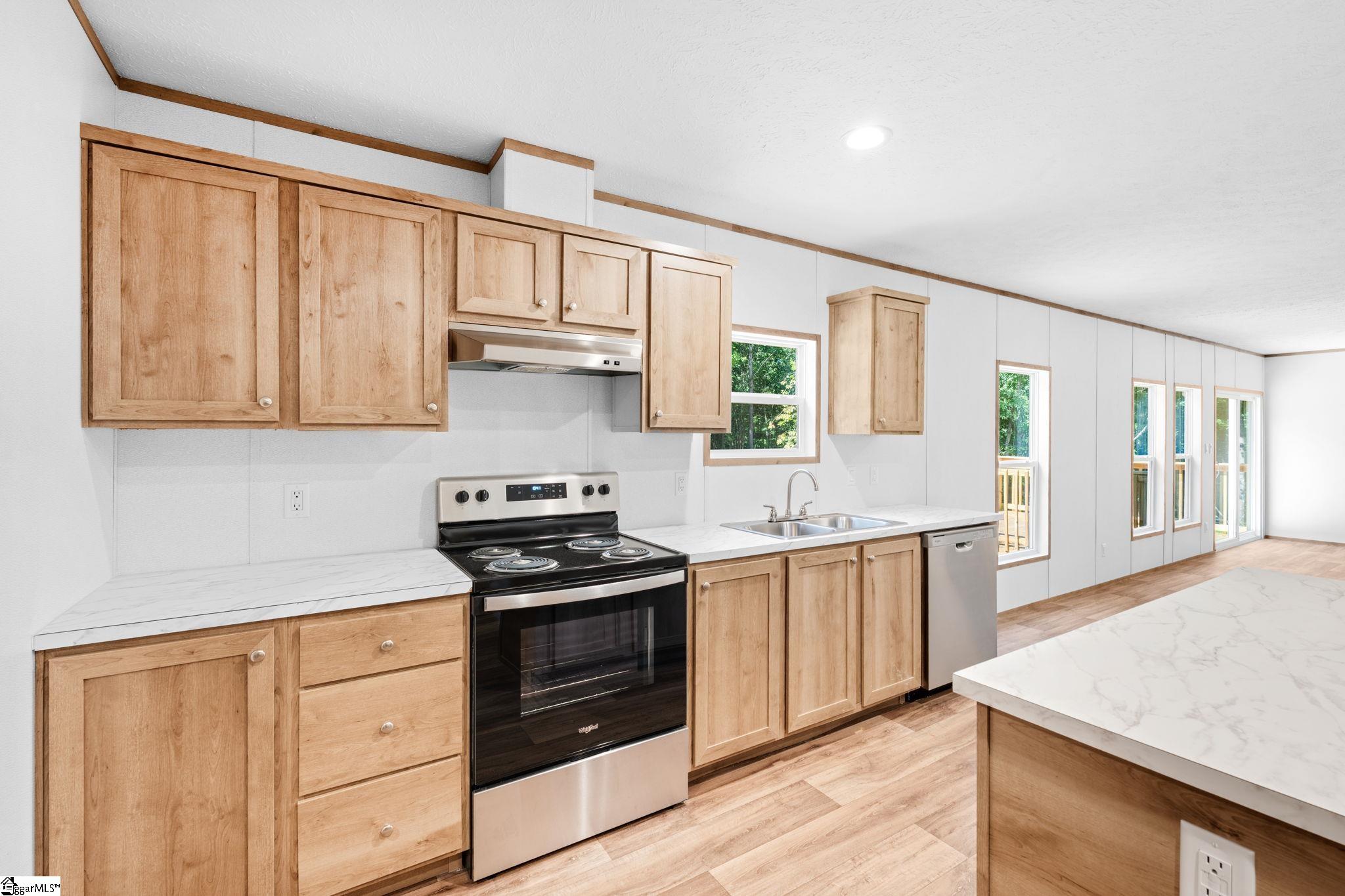 106 Star Drive Property Photo 4