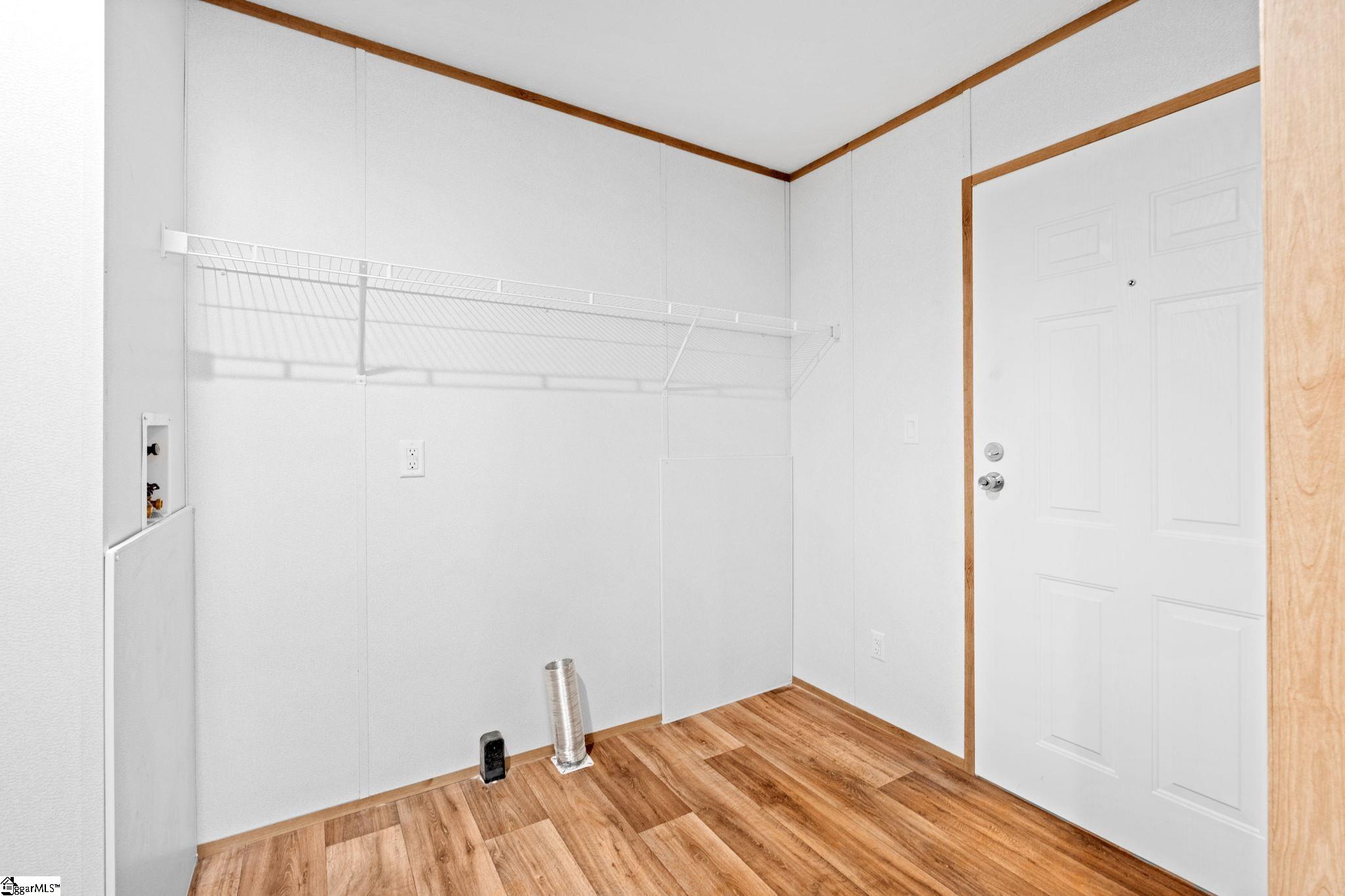 106 Star Drive Property Photo 5
