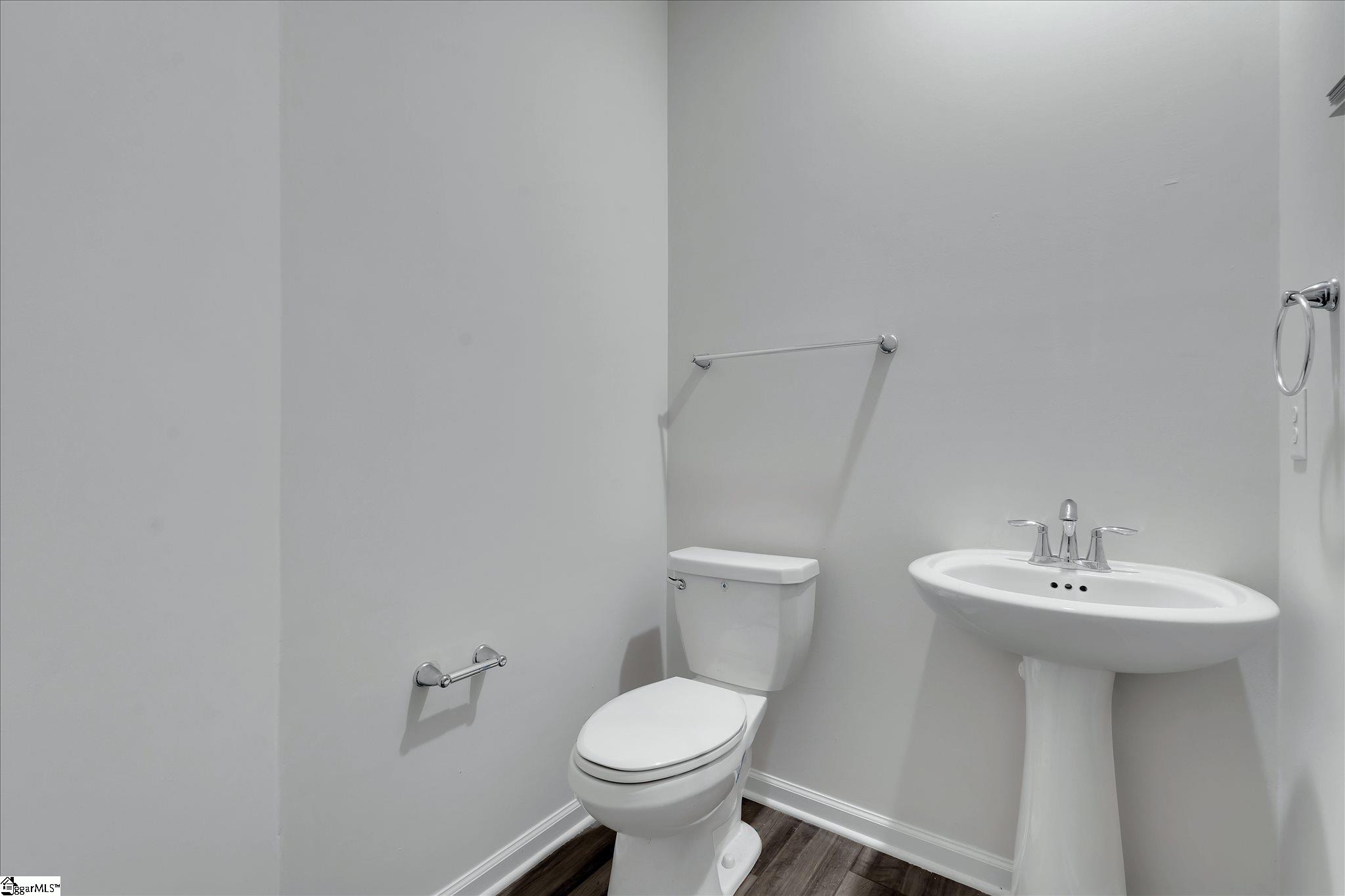 290 E Compass Way Property Photo 12