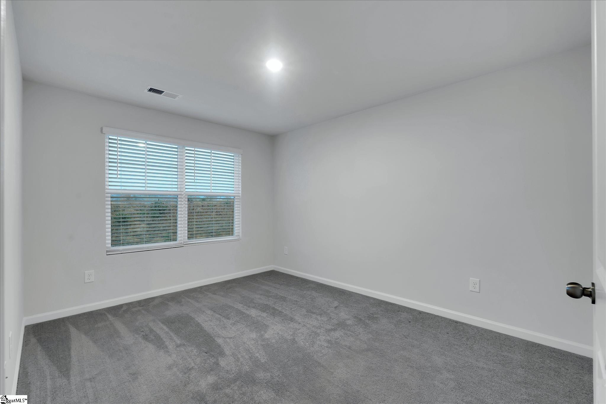 290 E Compass Way Property Photo 16
