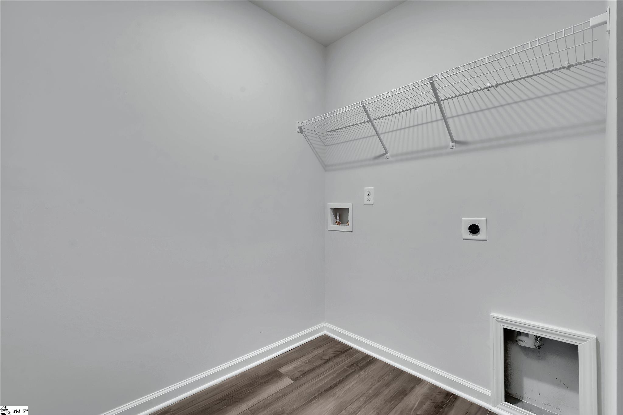 290 E Compass Way Property Photo 19