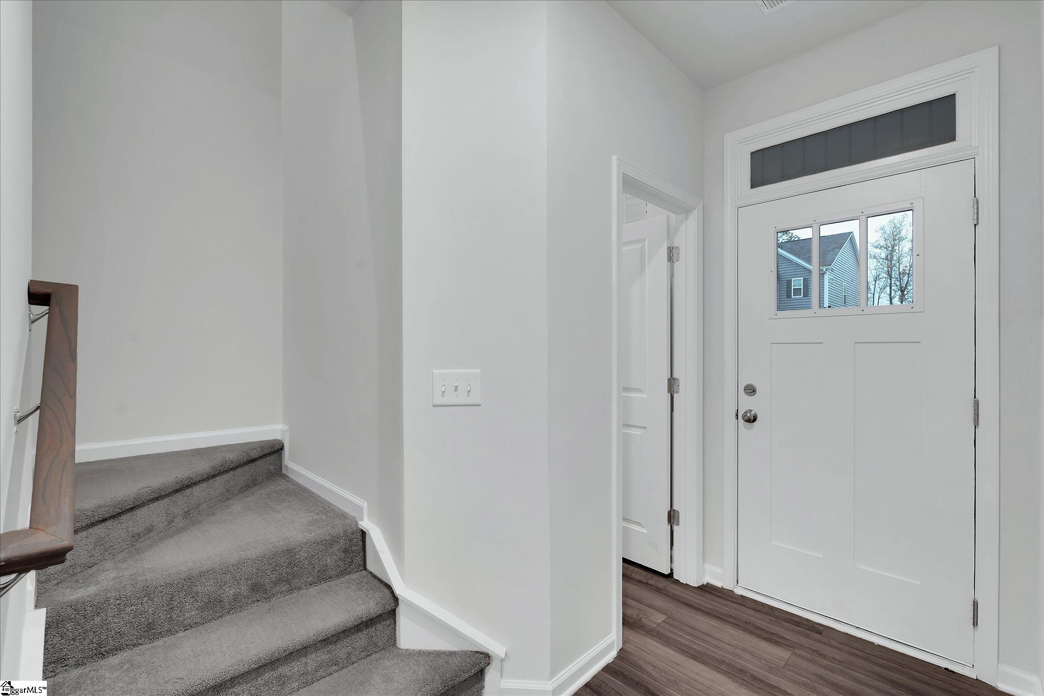 290 E Compass Way Property Photo 20