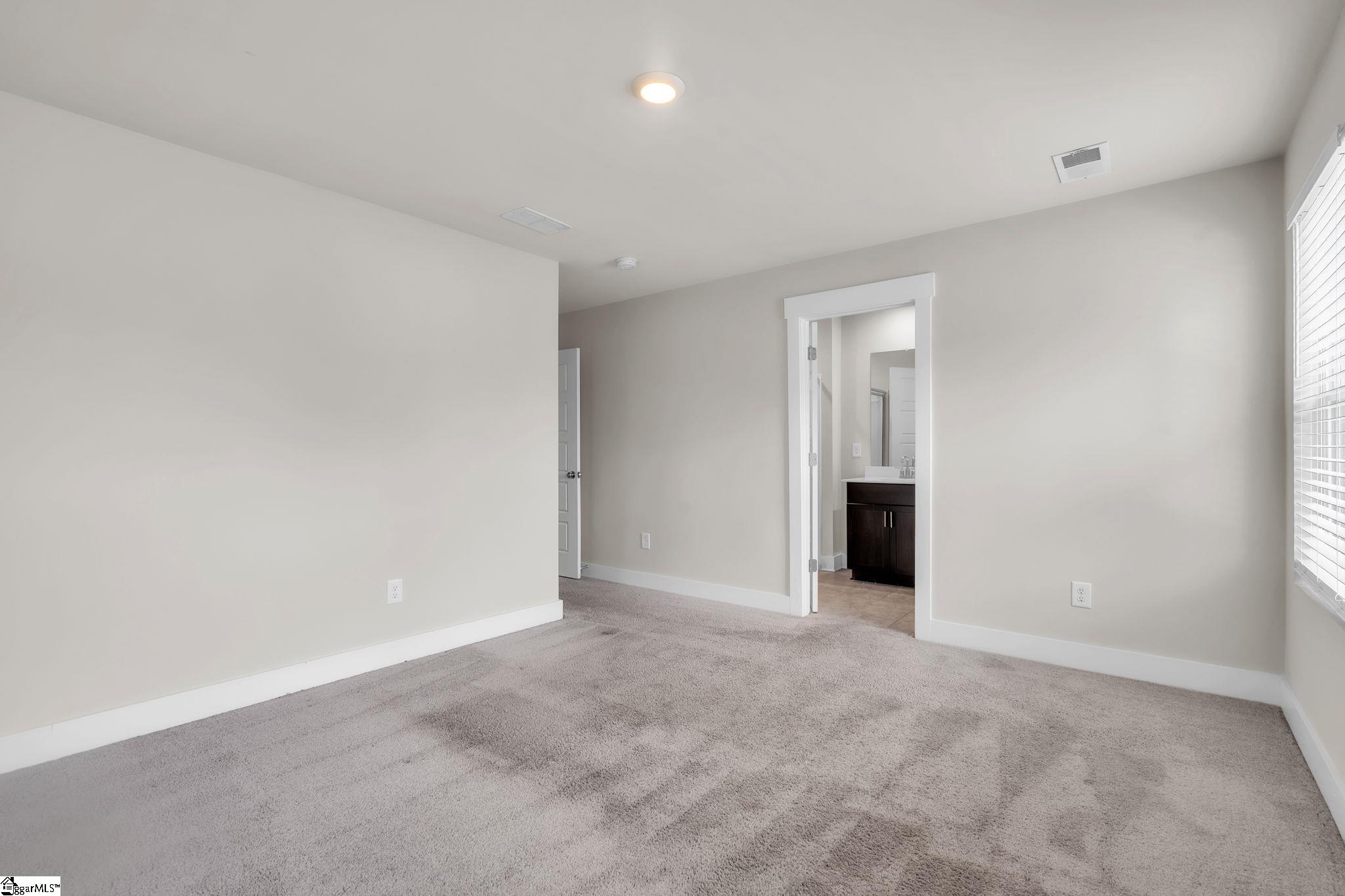 616 Millwright Way Property Photo 11