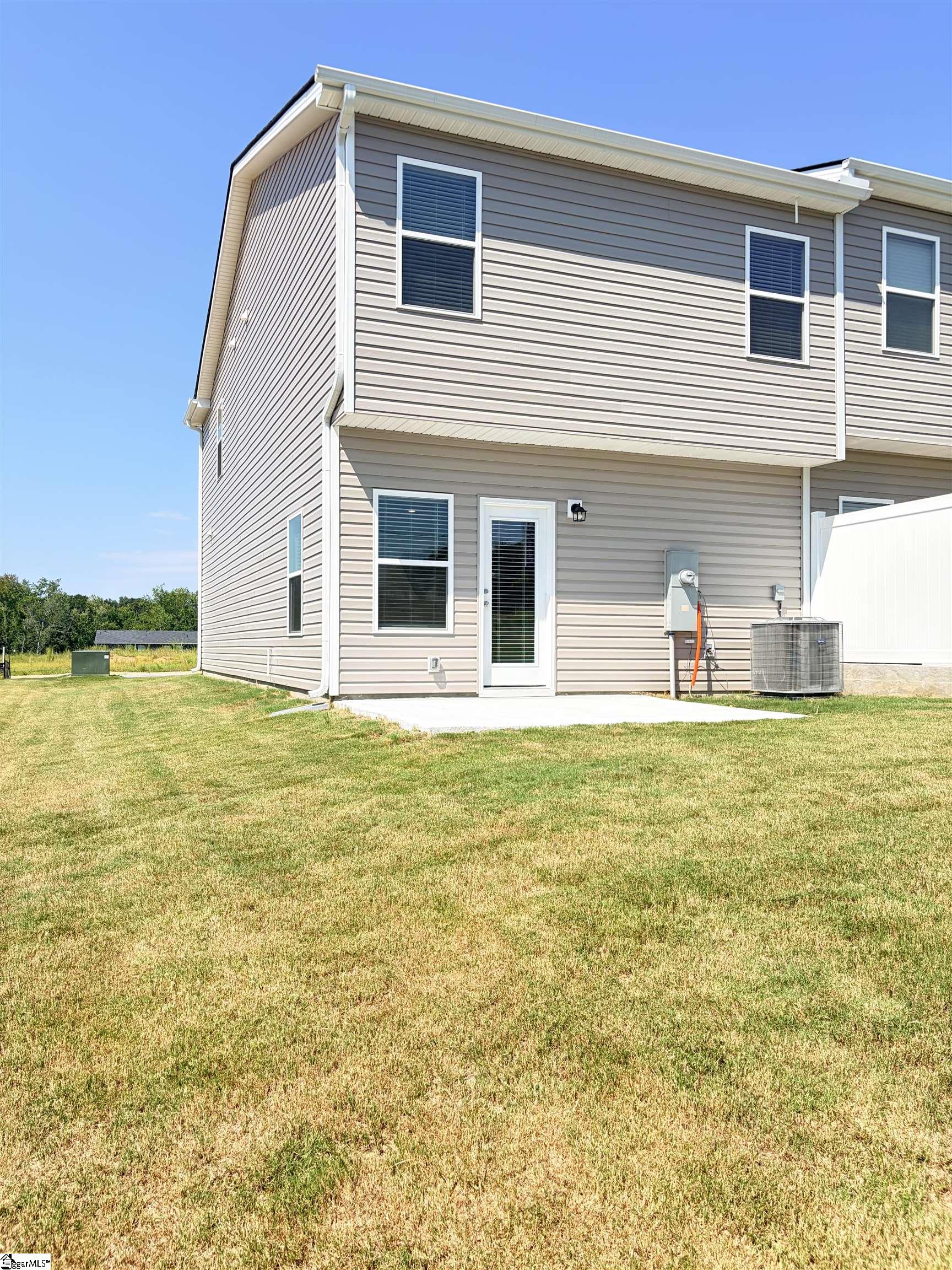 1117 Wharf Trail Property Photo 3