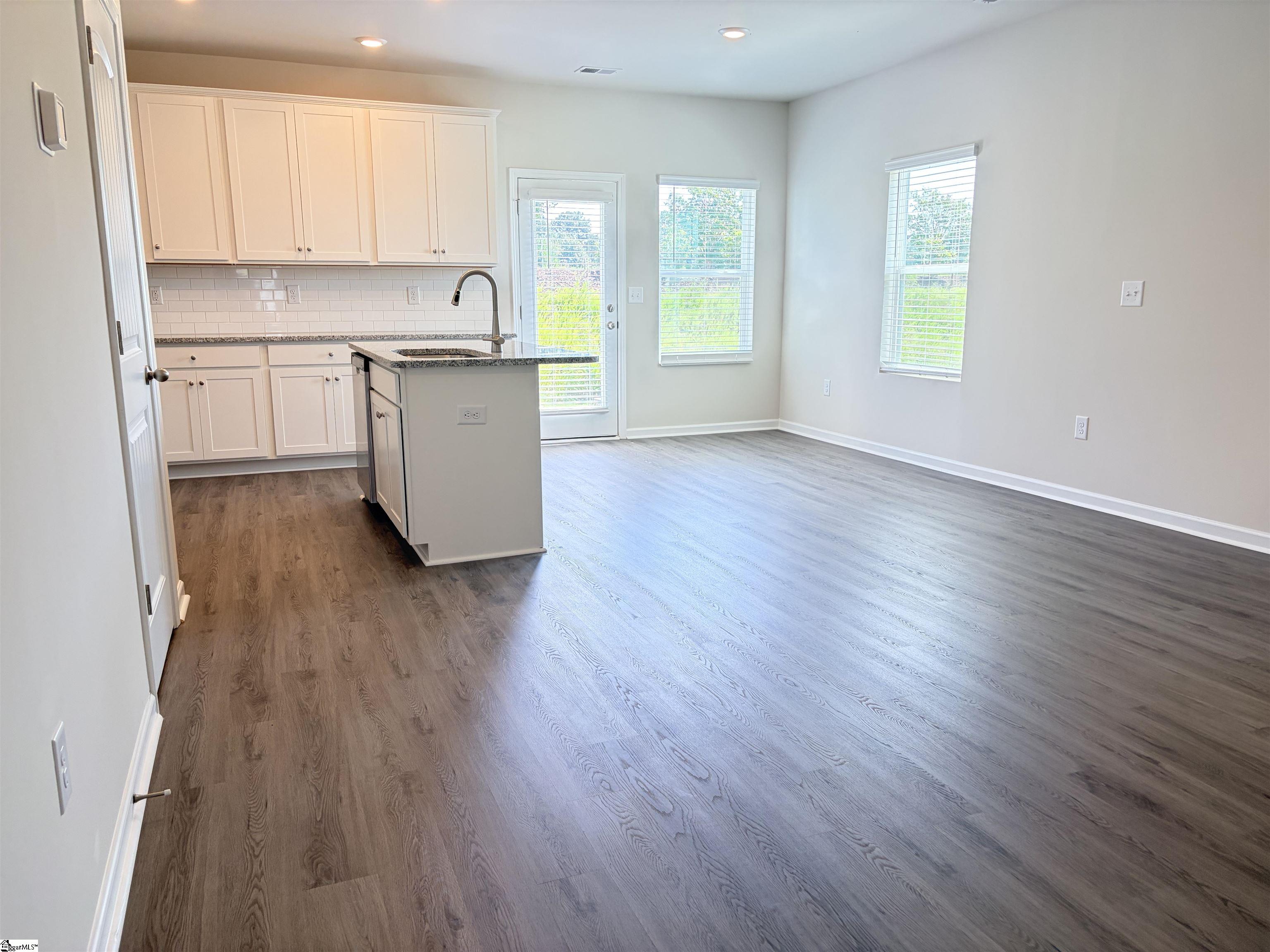 1117 Wharf Trail Property Photo 6