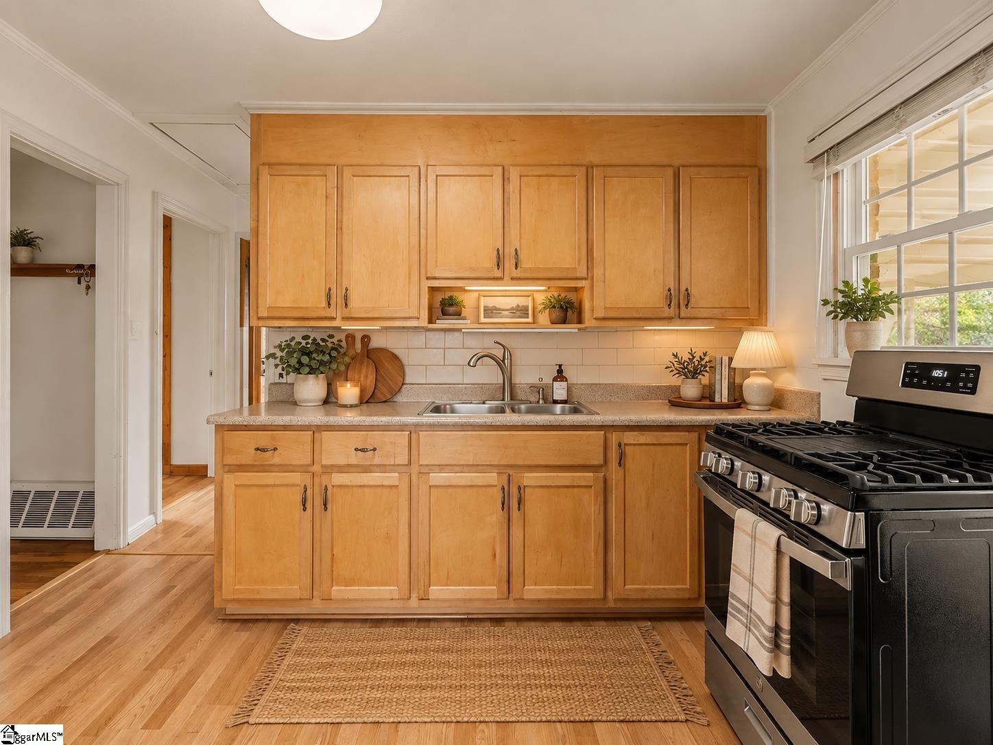 14 Hudson Street Property Photo 4