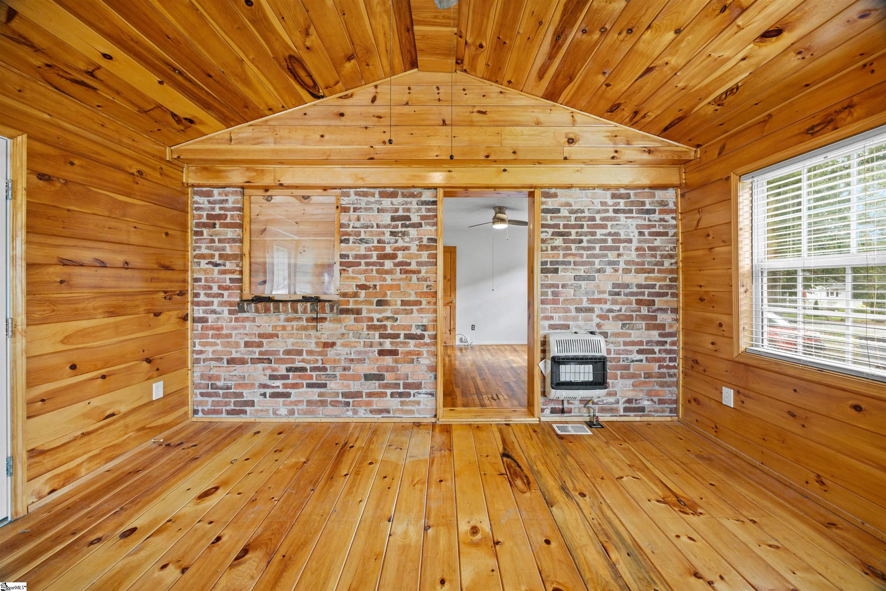 14 Hudson Street Property Photo 6