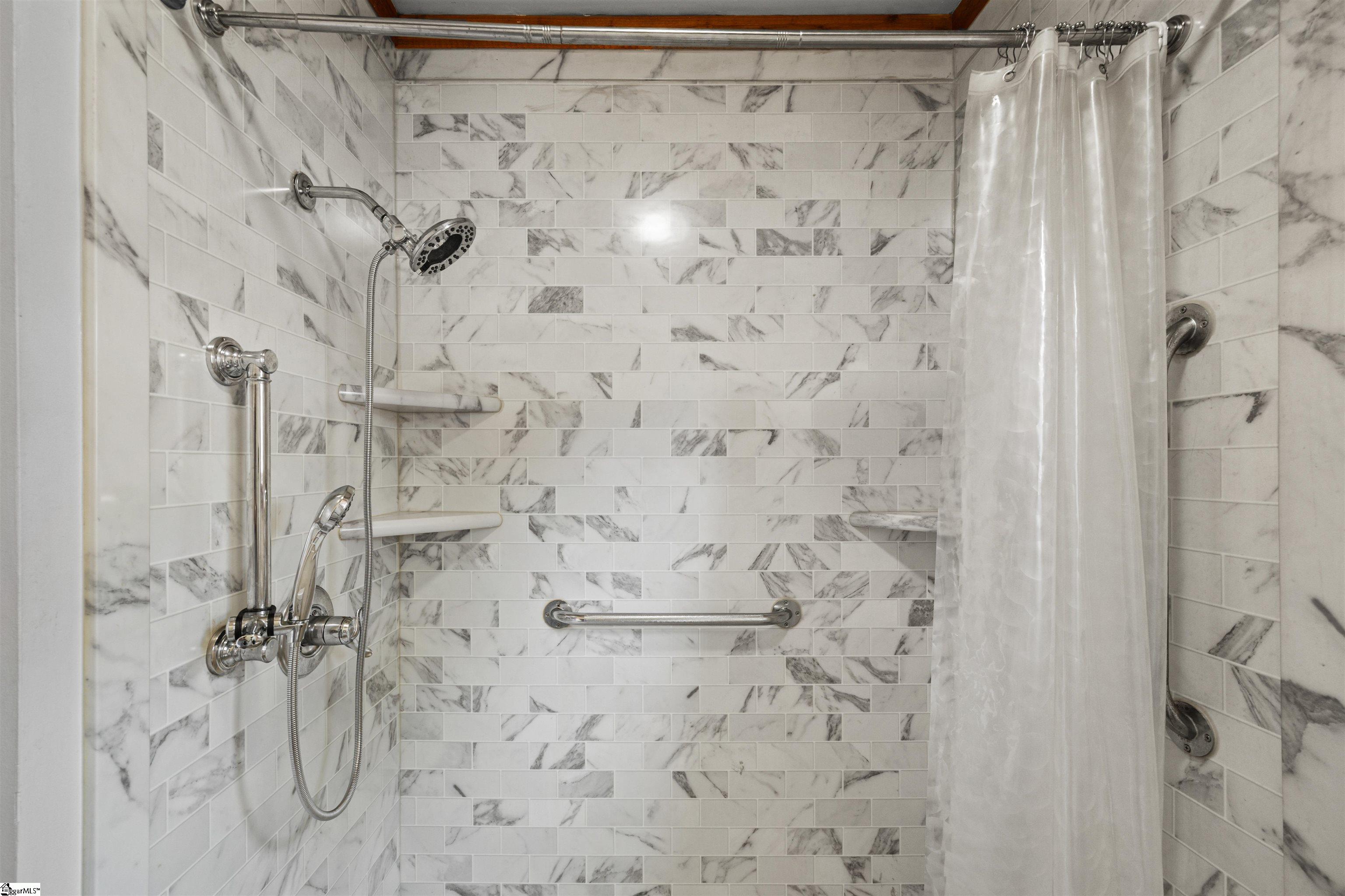 14 Hudson Street Property Photo 17