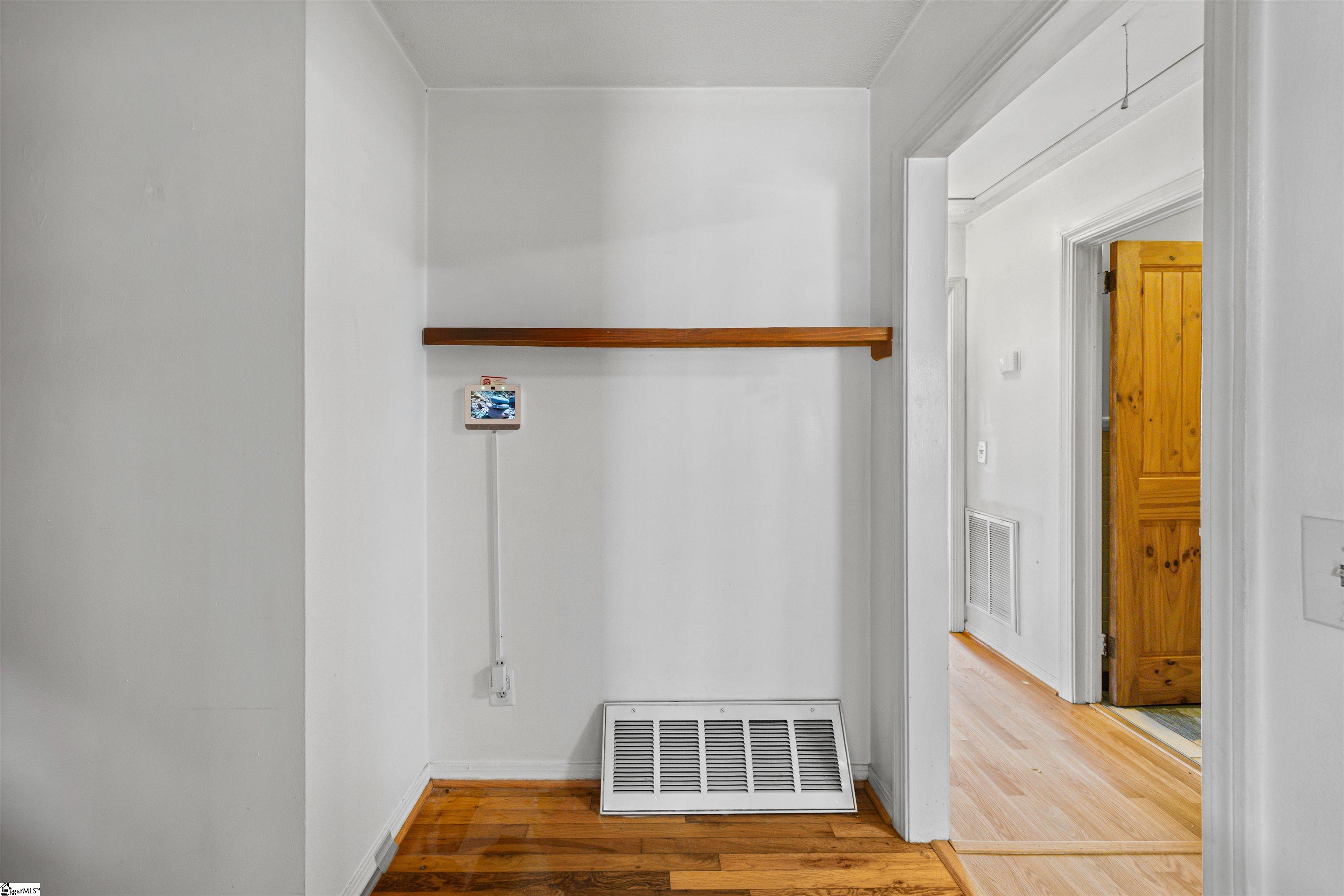 14 Hudson Street Property Photo 26