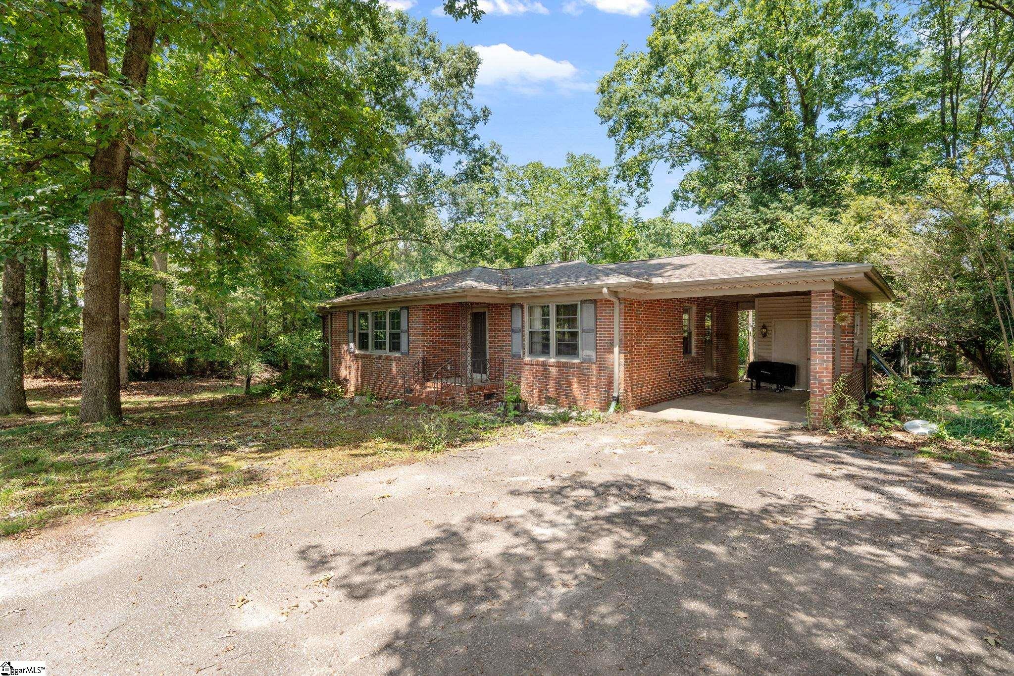 1290 Groce Meadow Road Property Photo 2