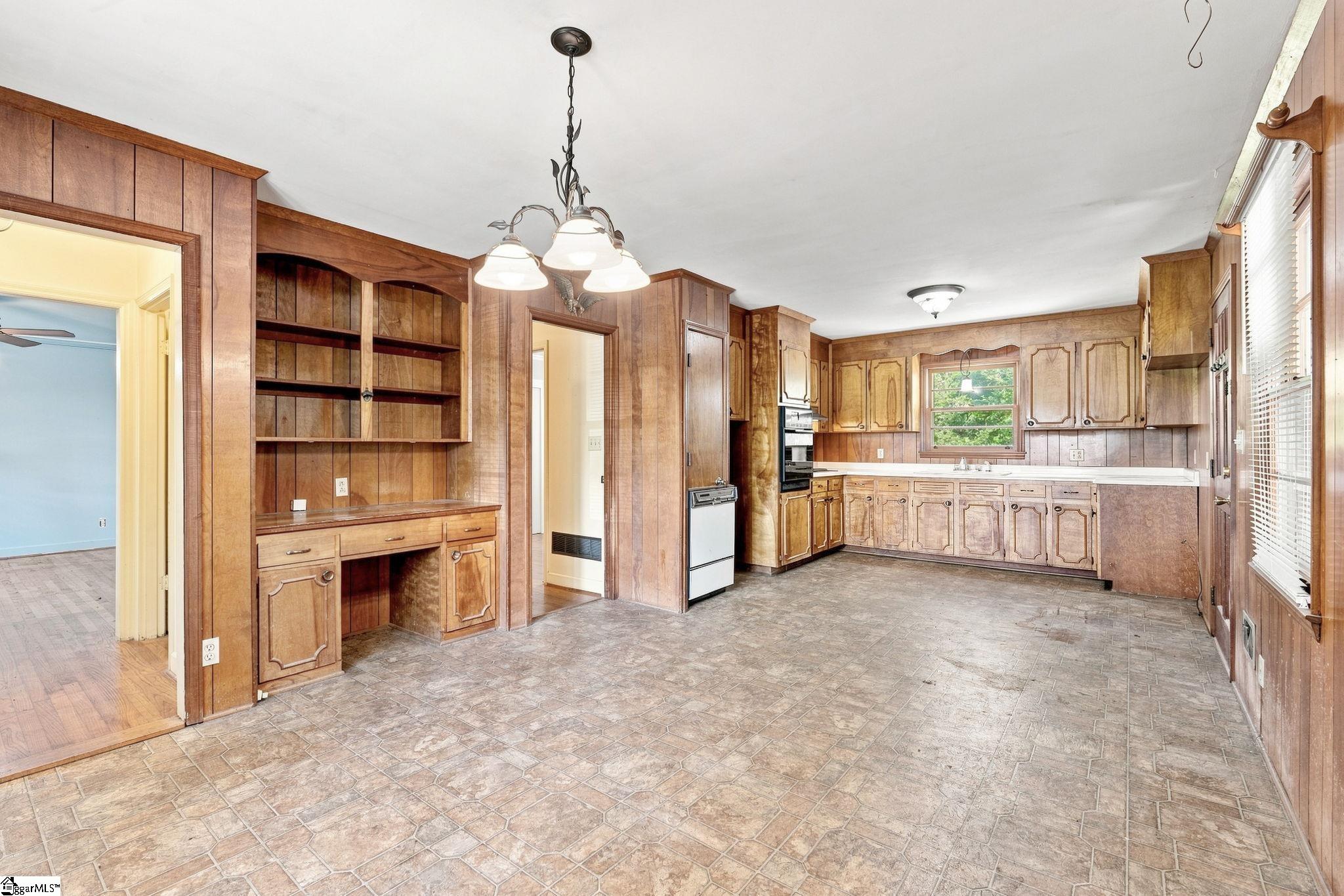 1290 Groce Meadow Road Property Photo 7
