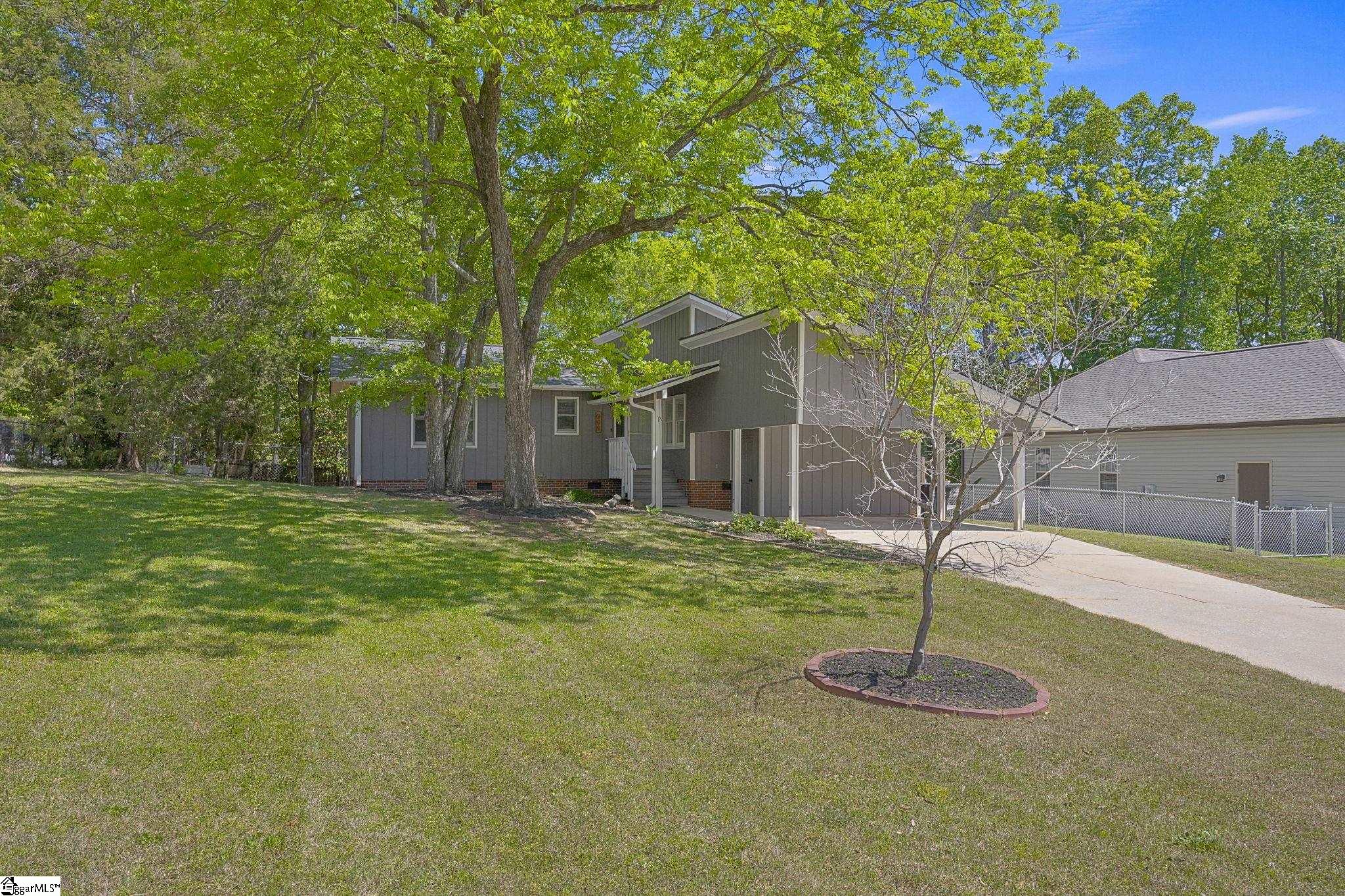 209 Tollgate Road Property Photo 3