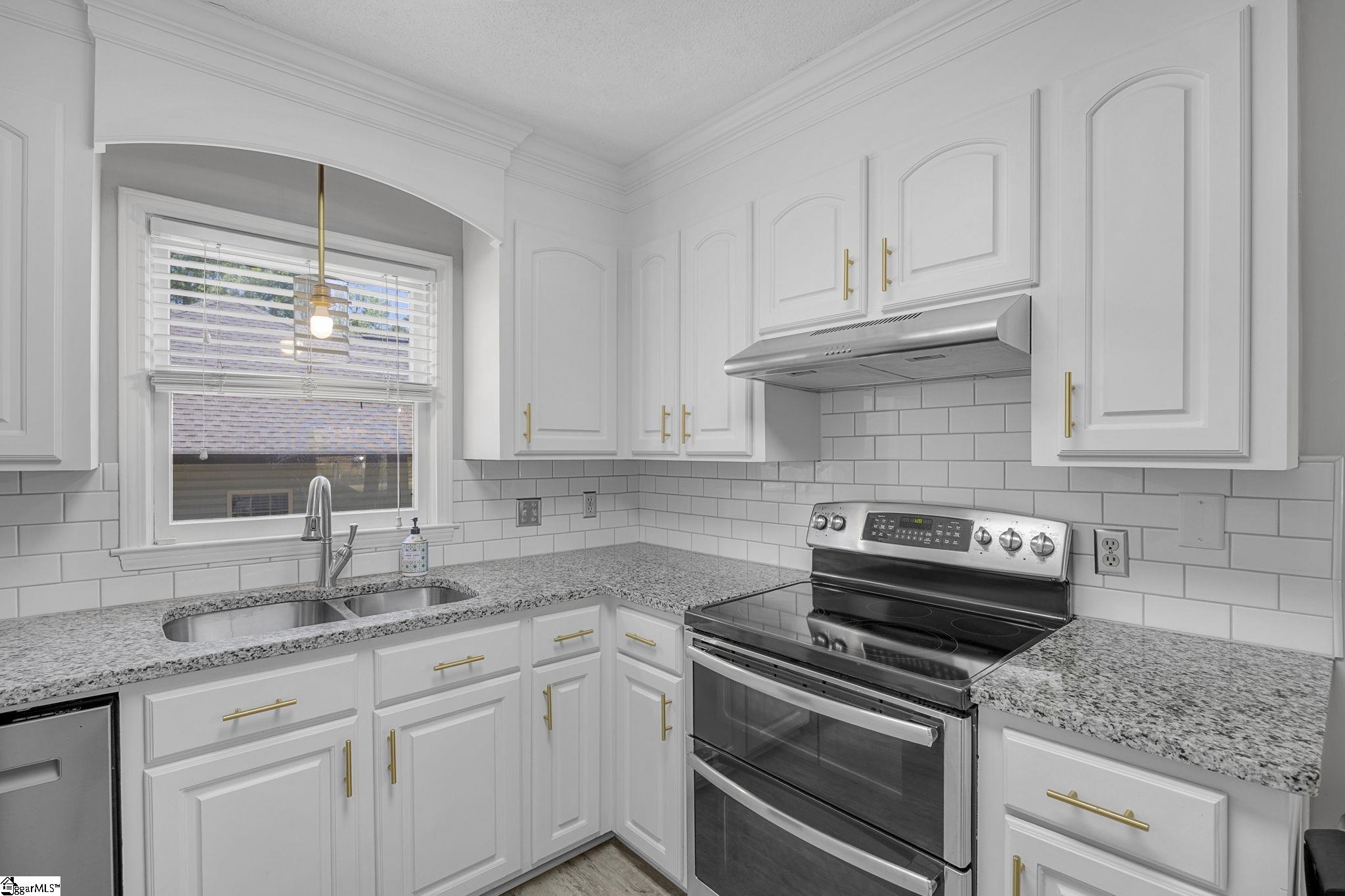 209 Tollgate Road Property Photo 11