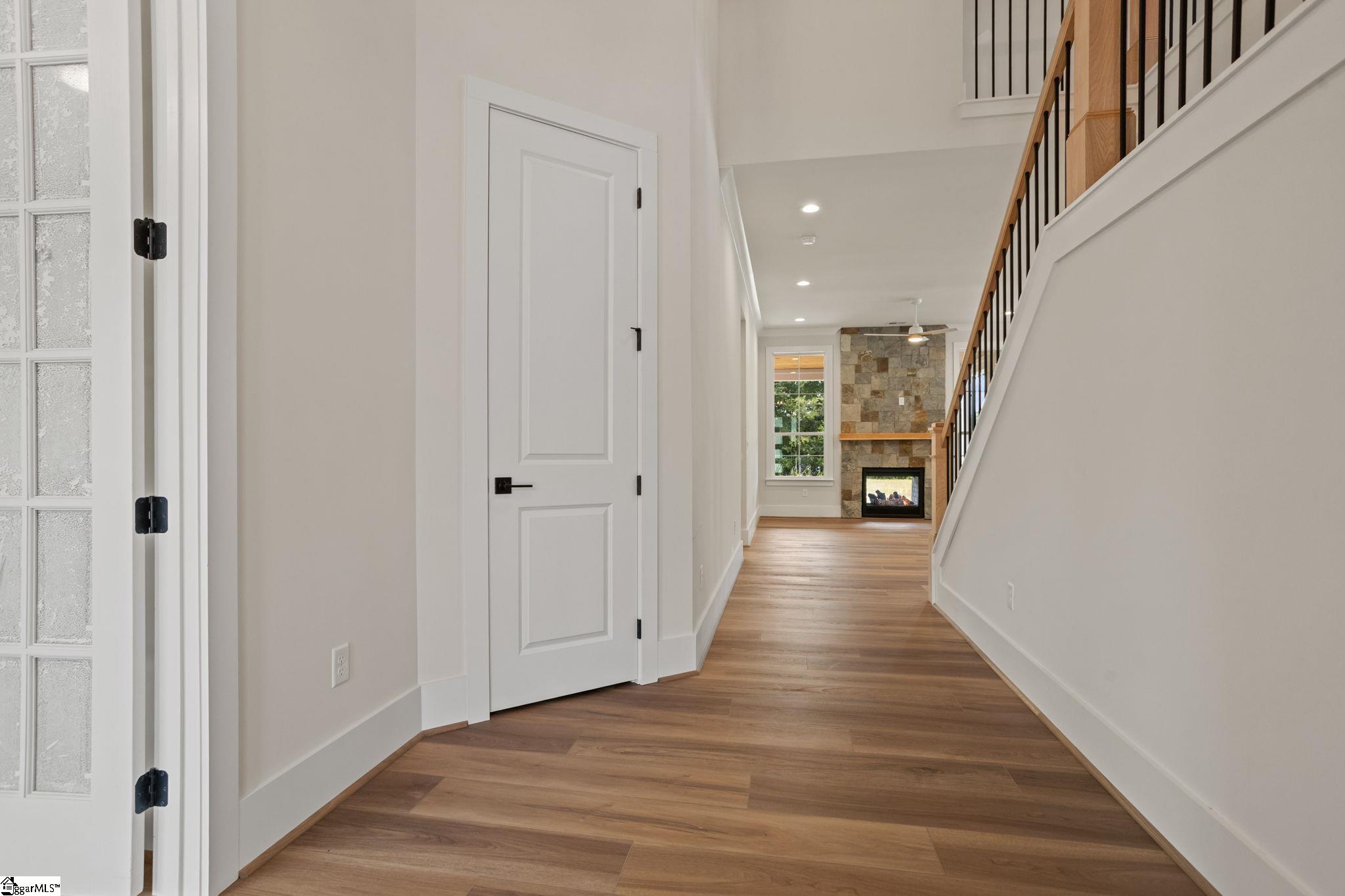 6 Adrian Way Property Photo 4