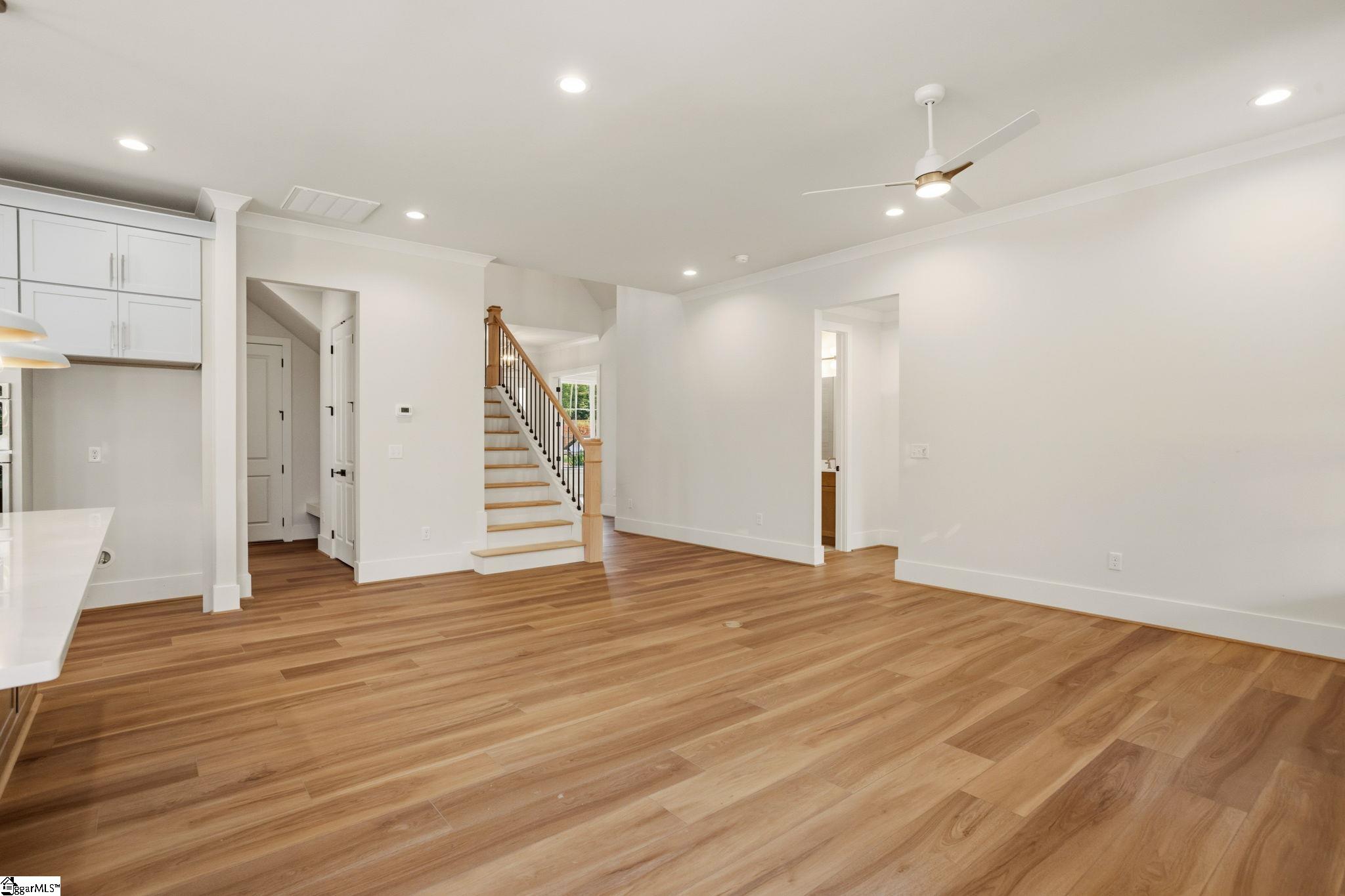 6 Adrian Way Property Photo 9