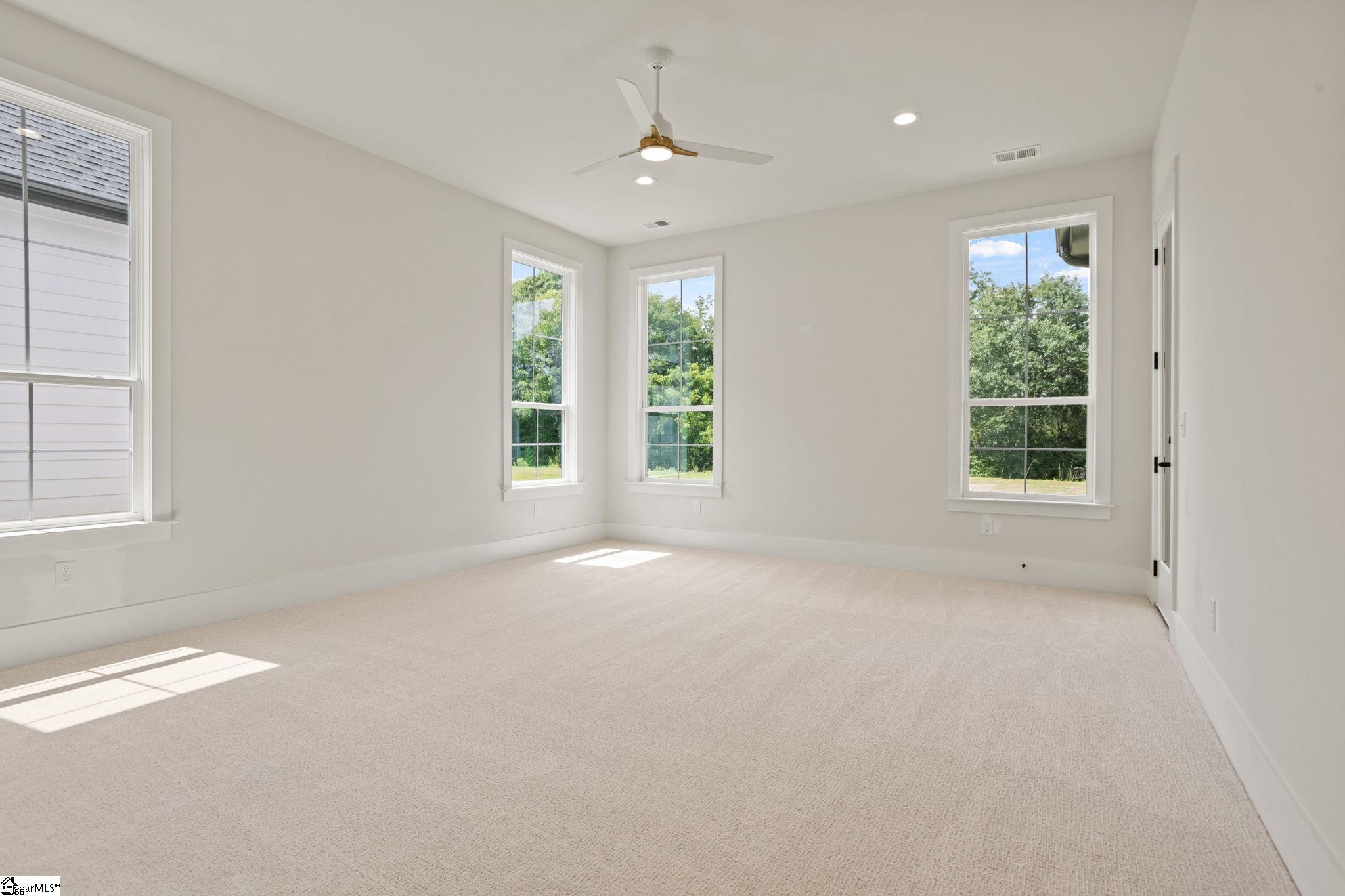6 Adrian Way Property Photo 16