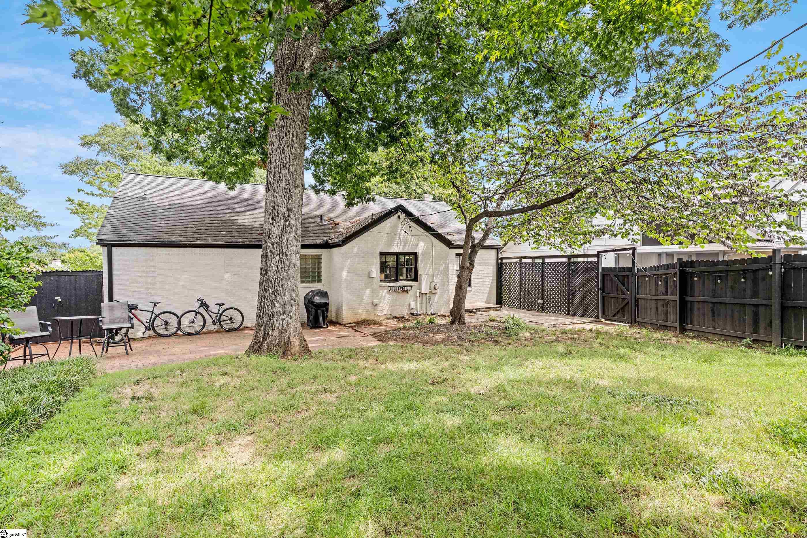 453 Longview Terrace Property Photo 33