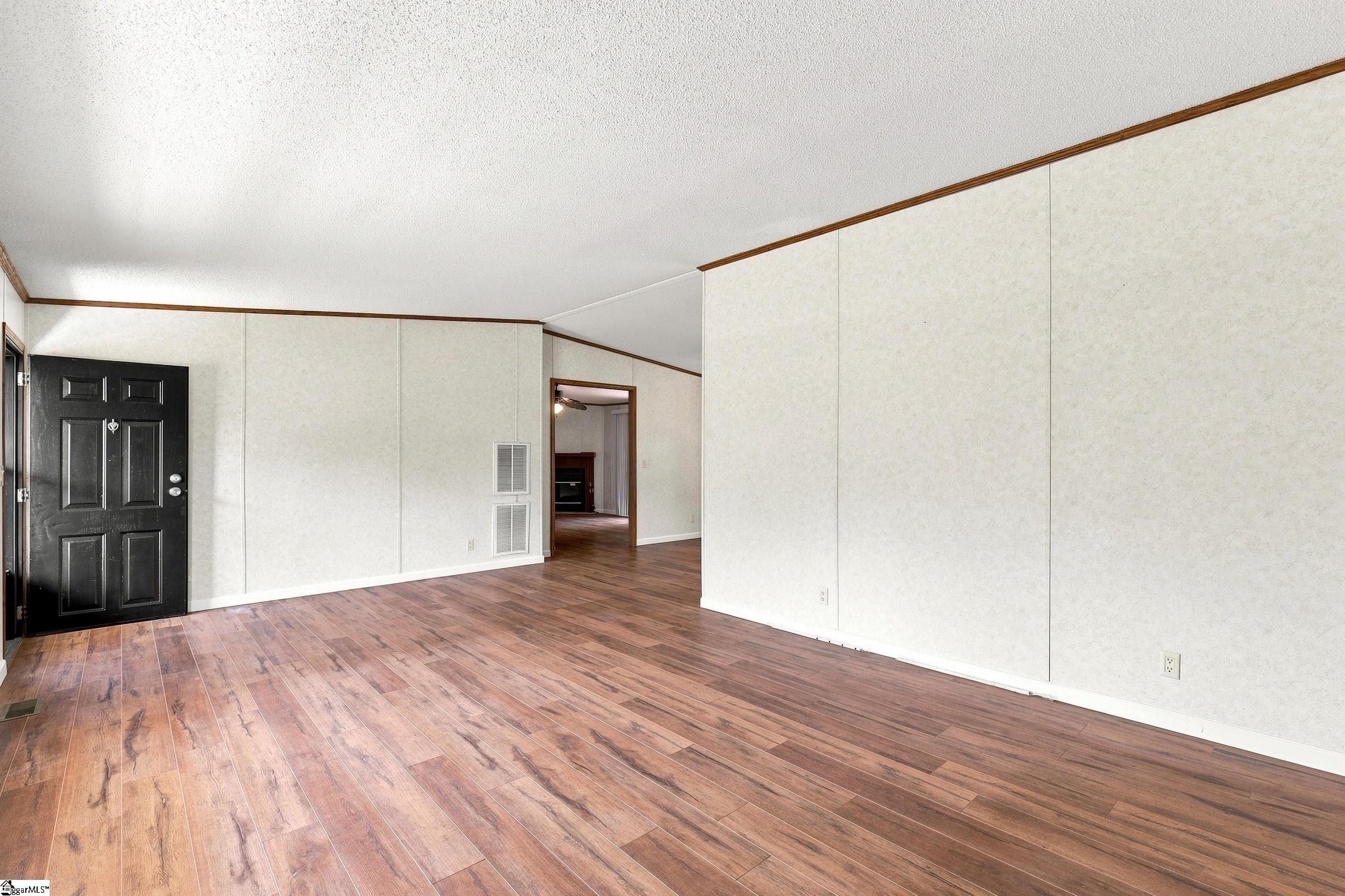 156 Falcon Ridge Drive Property Photo 10