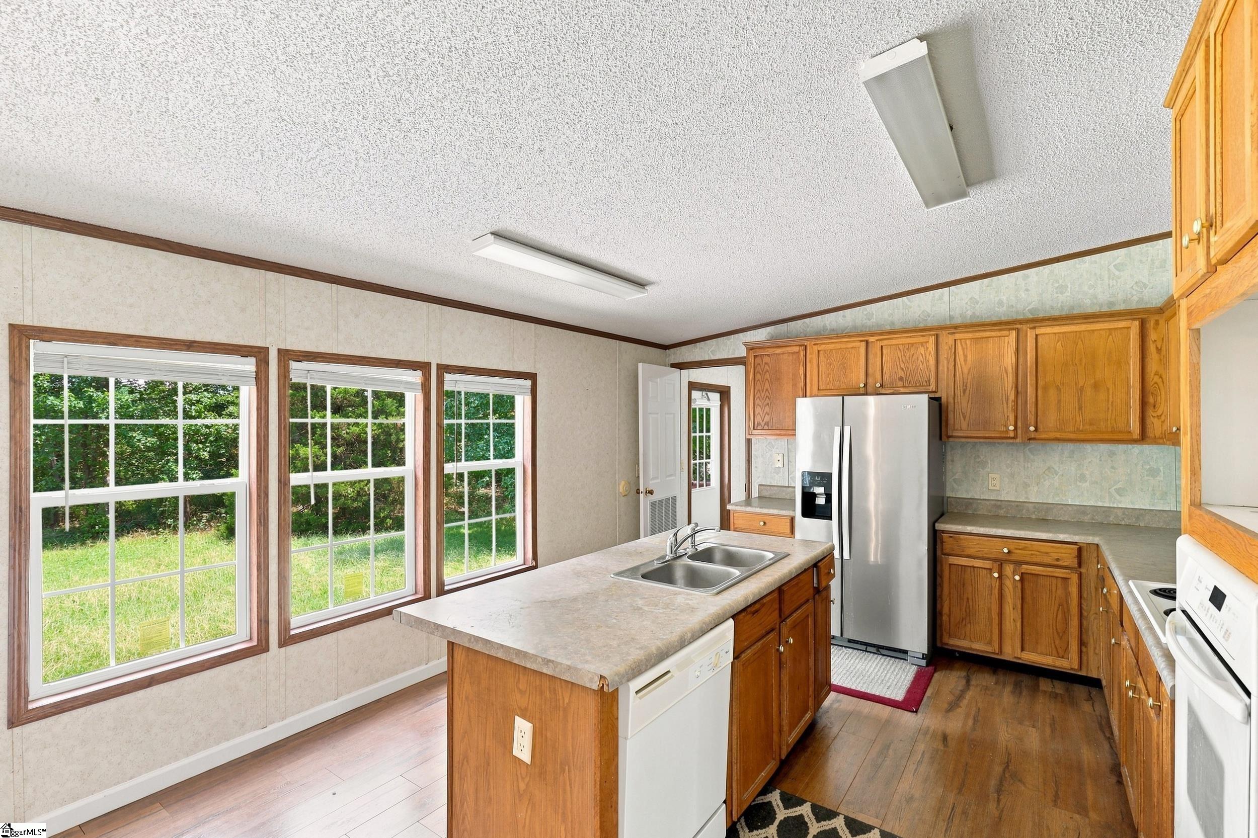 156 Falcon Ridge Drive Property Photo 16