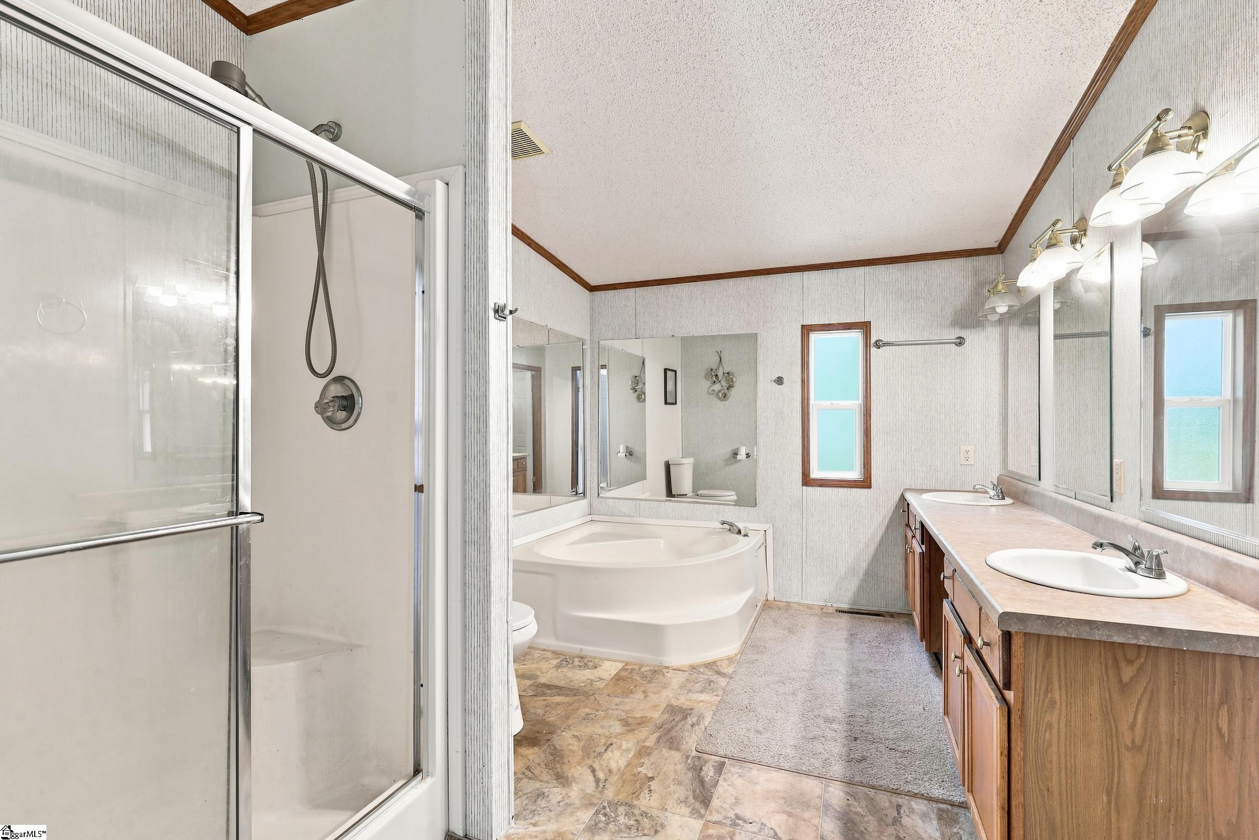 156 Falcon Ridge Drive Property Photo 22