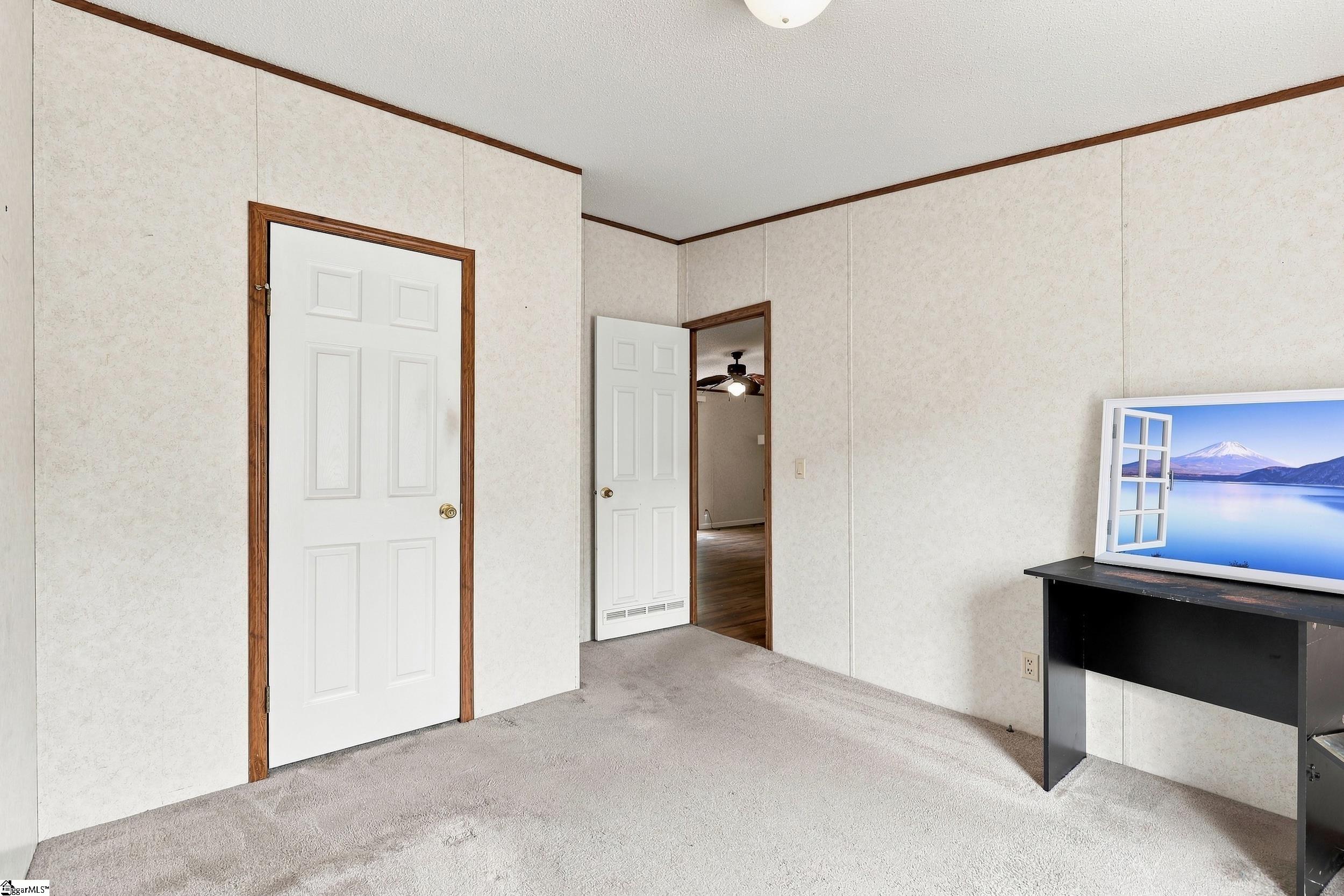 156 Falcon Ridge Drive Property Photo 28