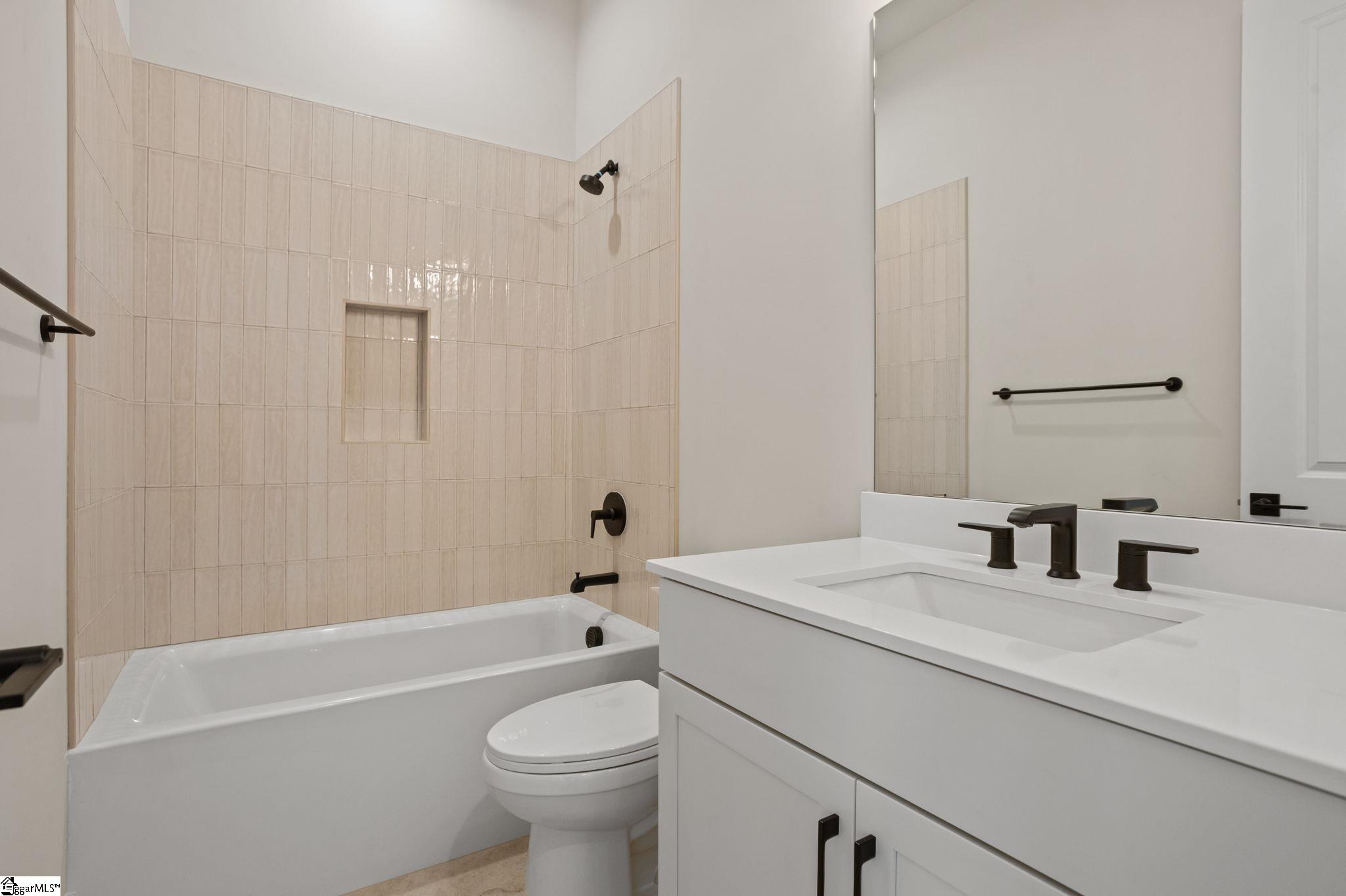 100 Adrian Way Property Photo 10