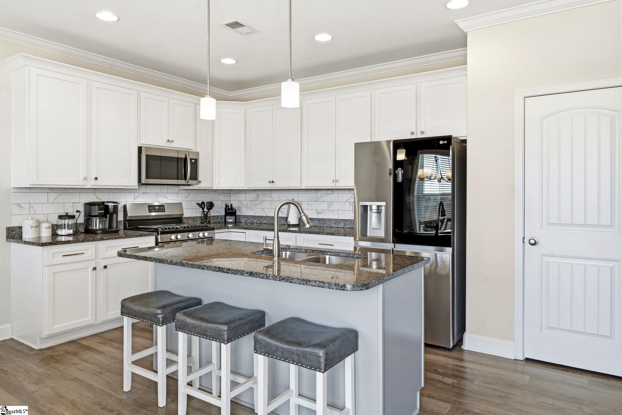 1407 Almaden Street Property Photo 10