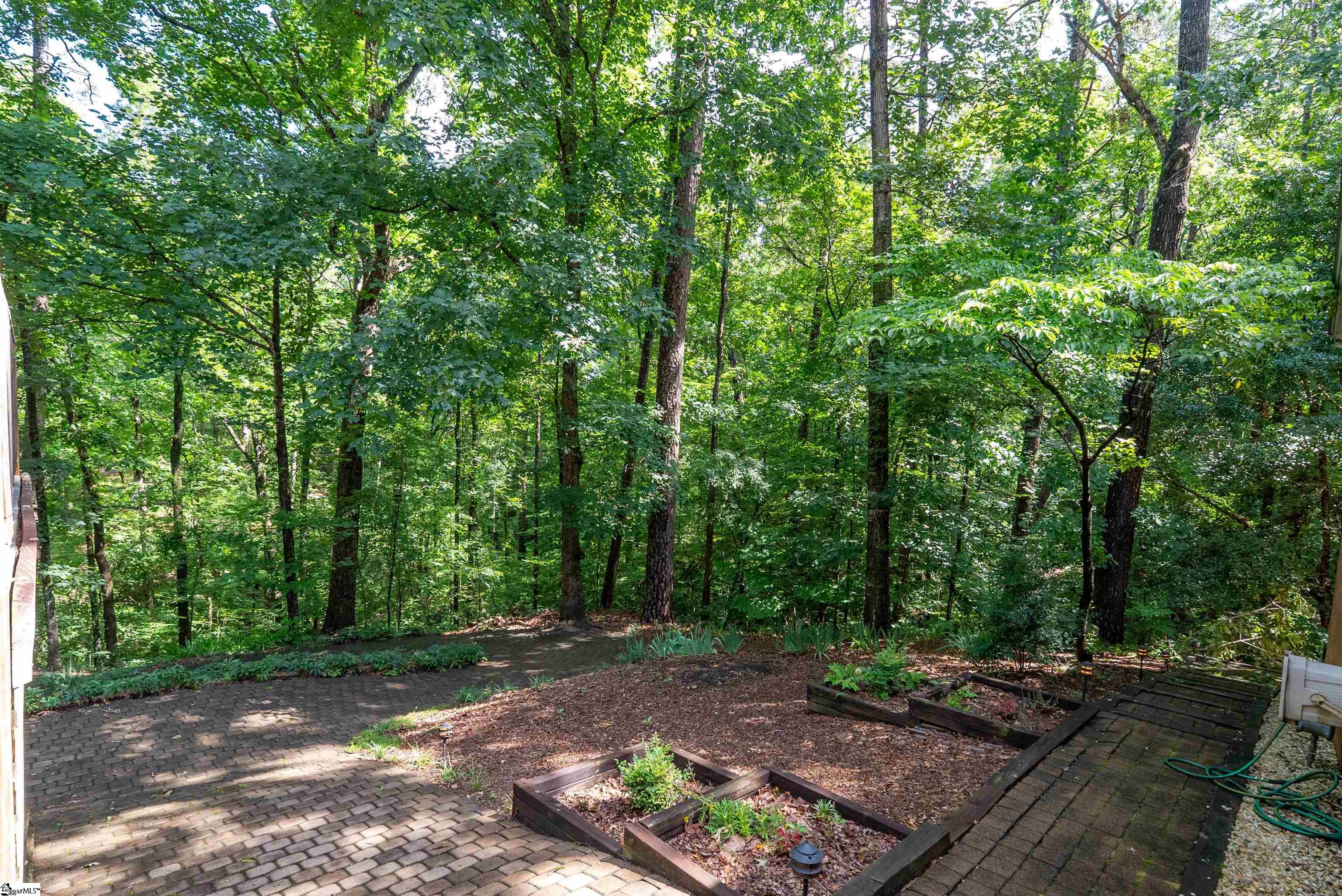 1600622 Property Photo 19