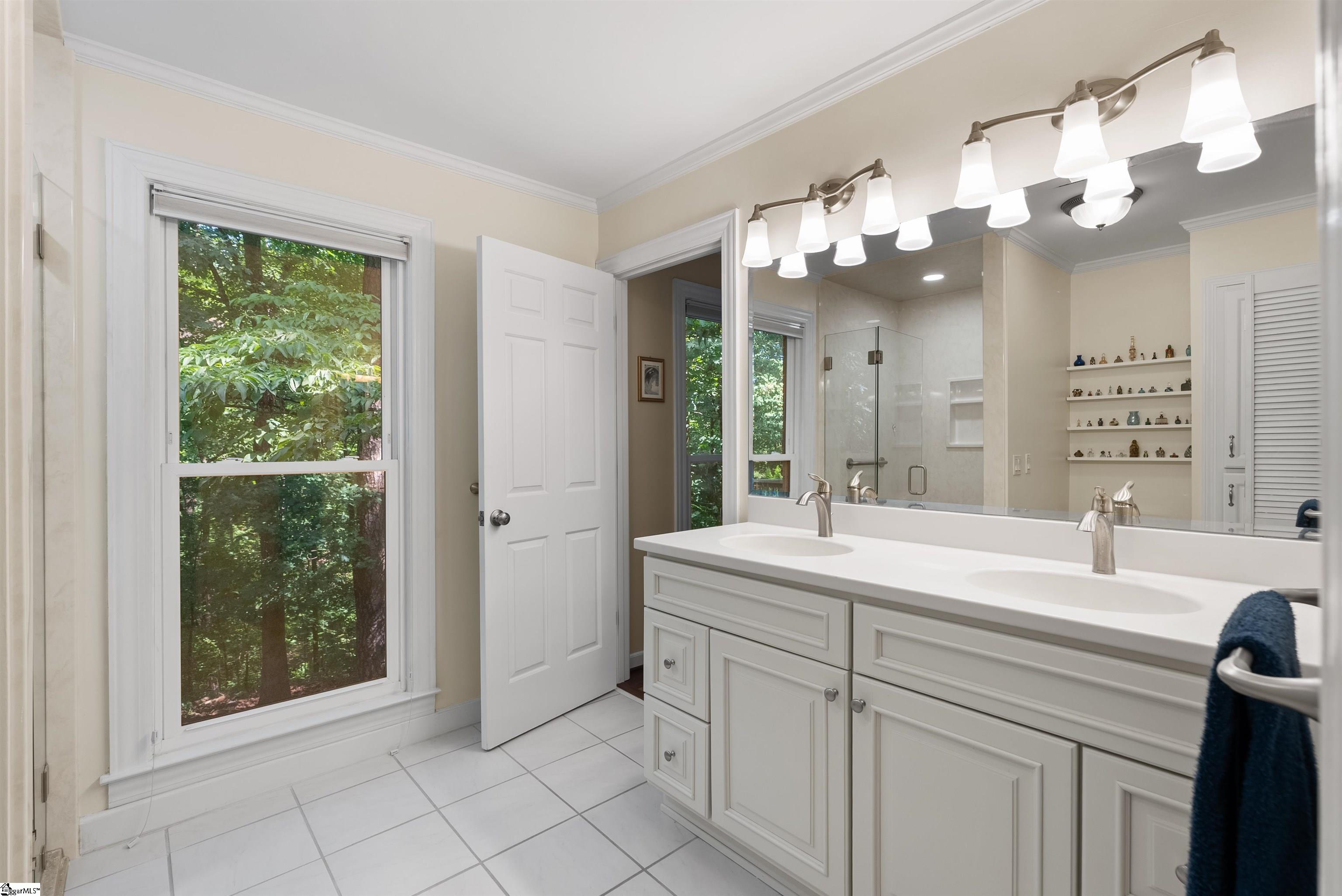 1600622 Property Photo 33
