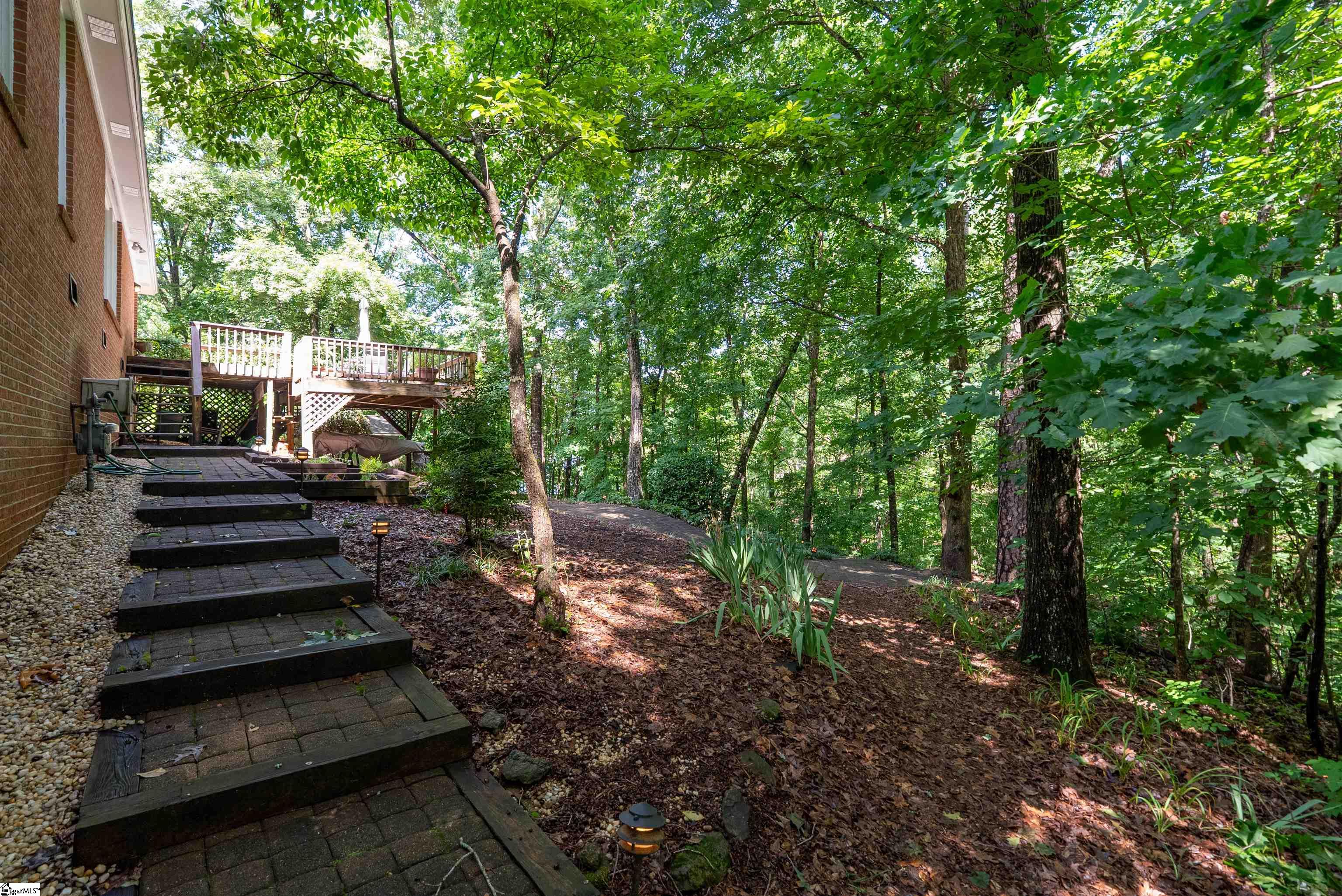 1600622 Property Photo 39