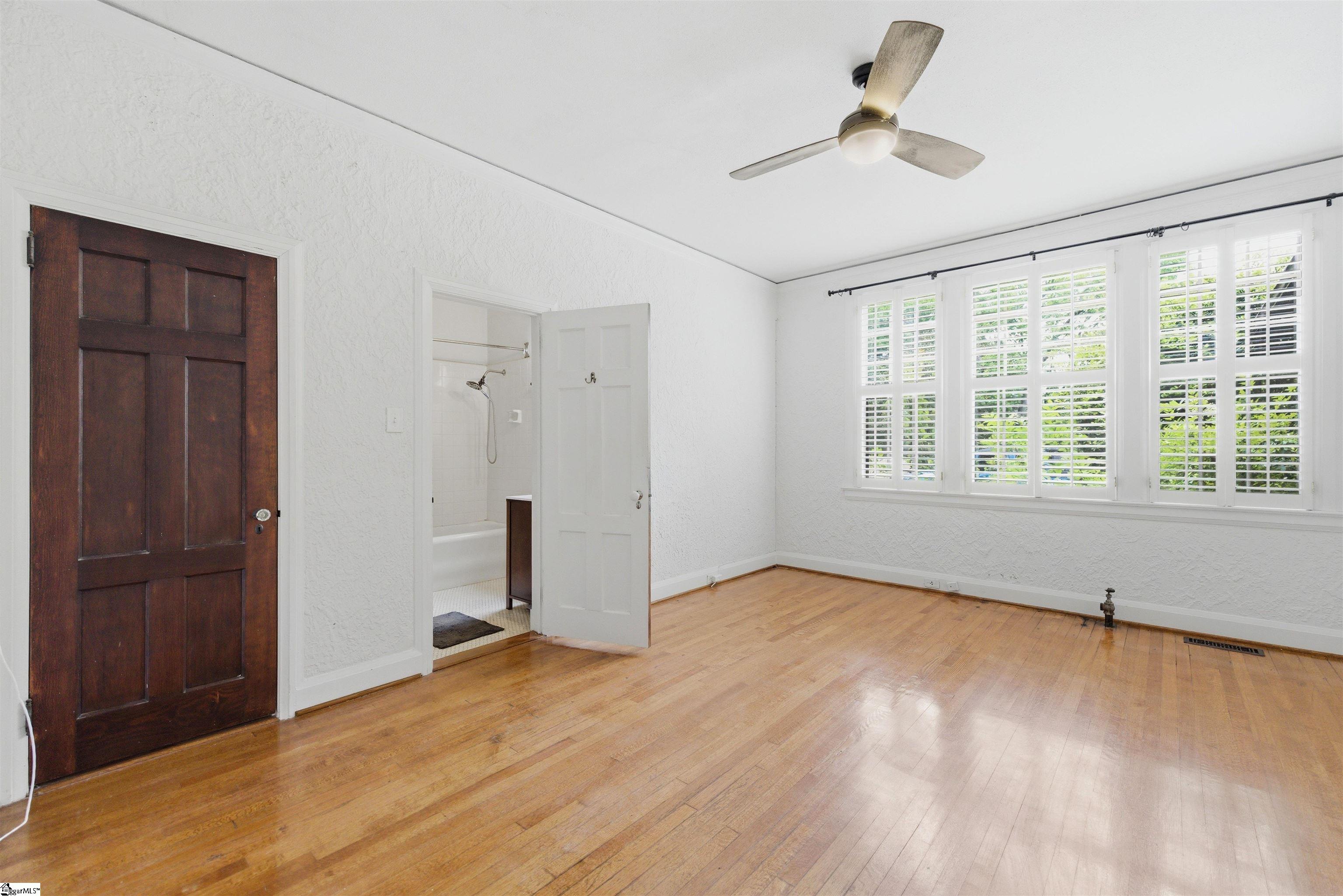 511 E Cambridge Avenue Property Photo 10