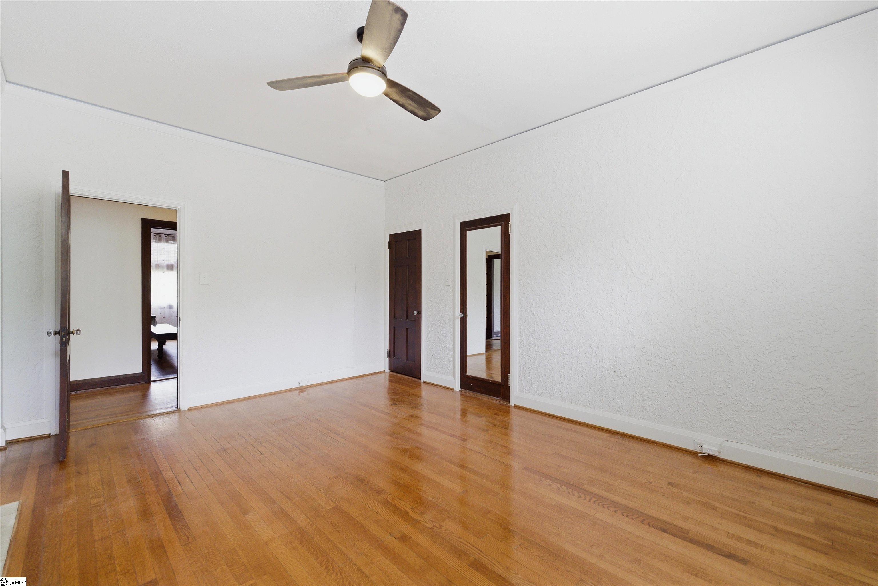511 E Cambridge Avenue Property Photo 12