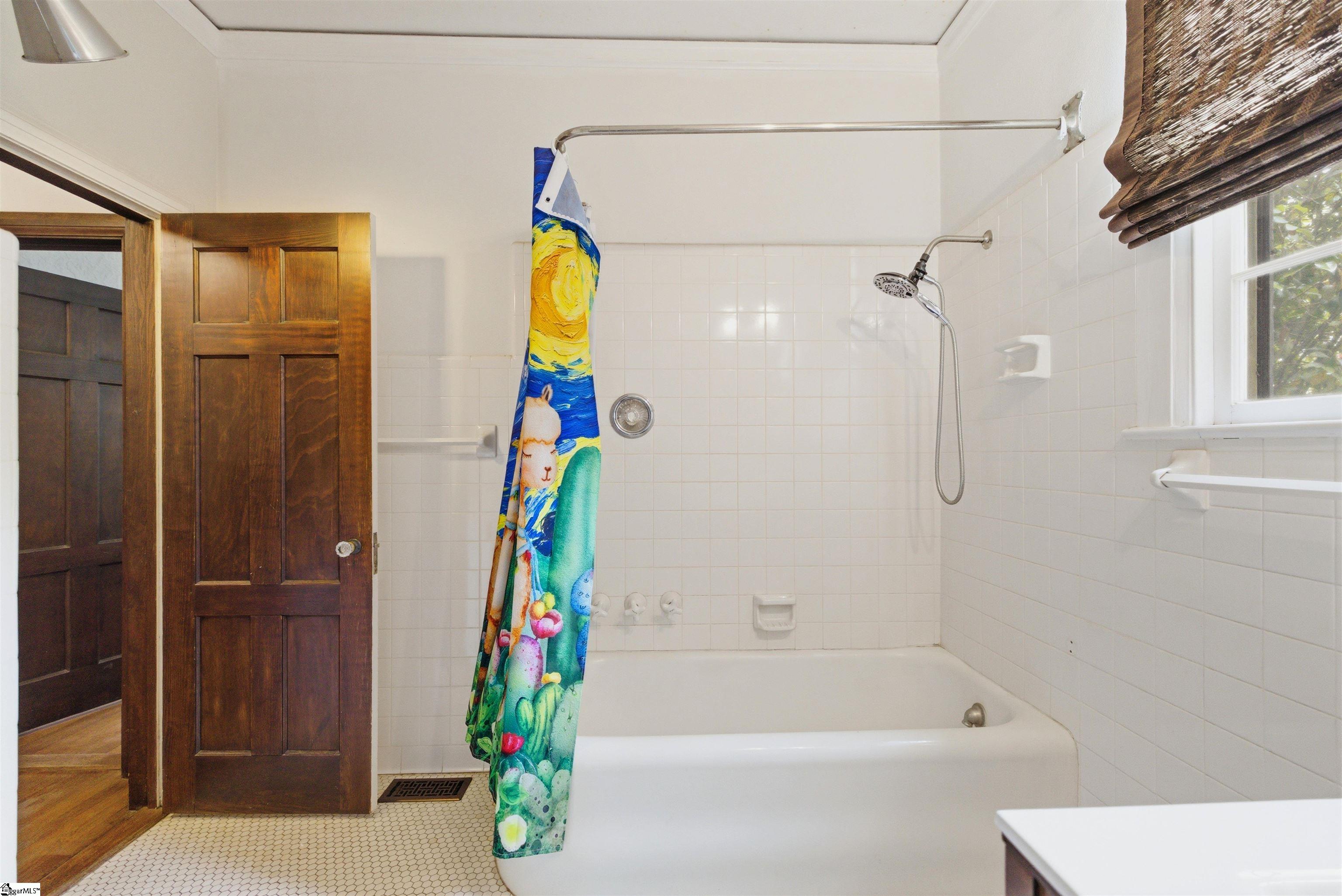 511 E Cambridge Avenue Property Photo 19