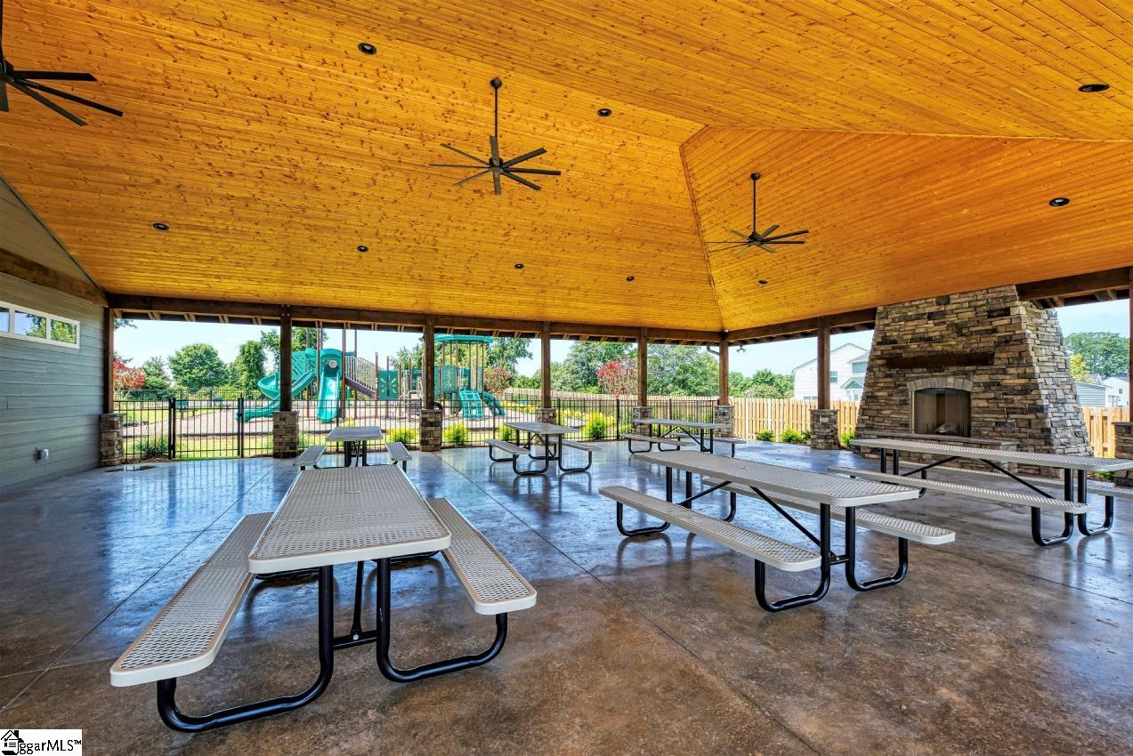 1600629 Property Photo 9