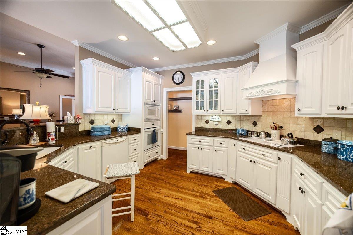 106 Carson Court Property Photo 22