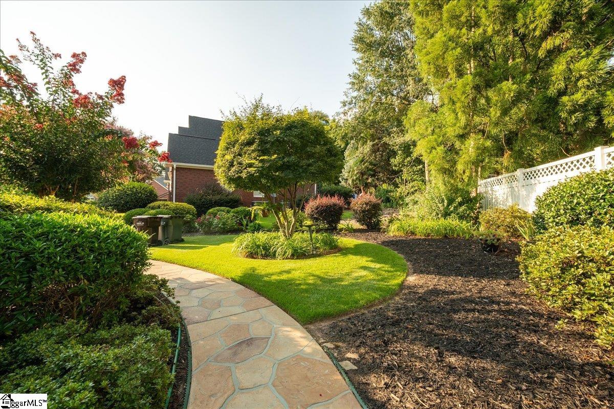 106 Carson Court Property Photo 43