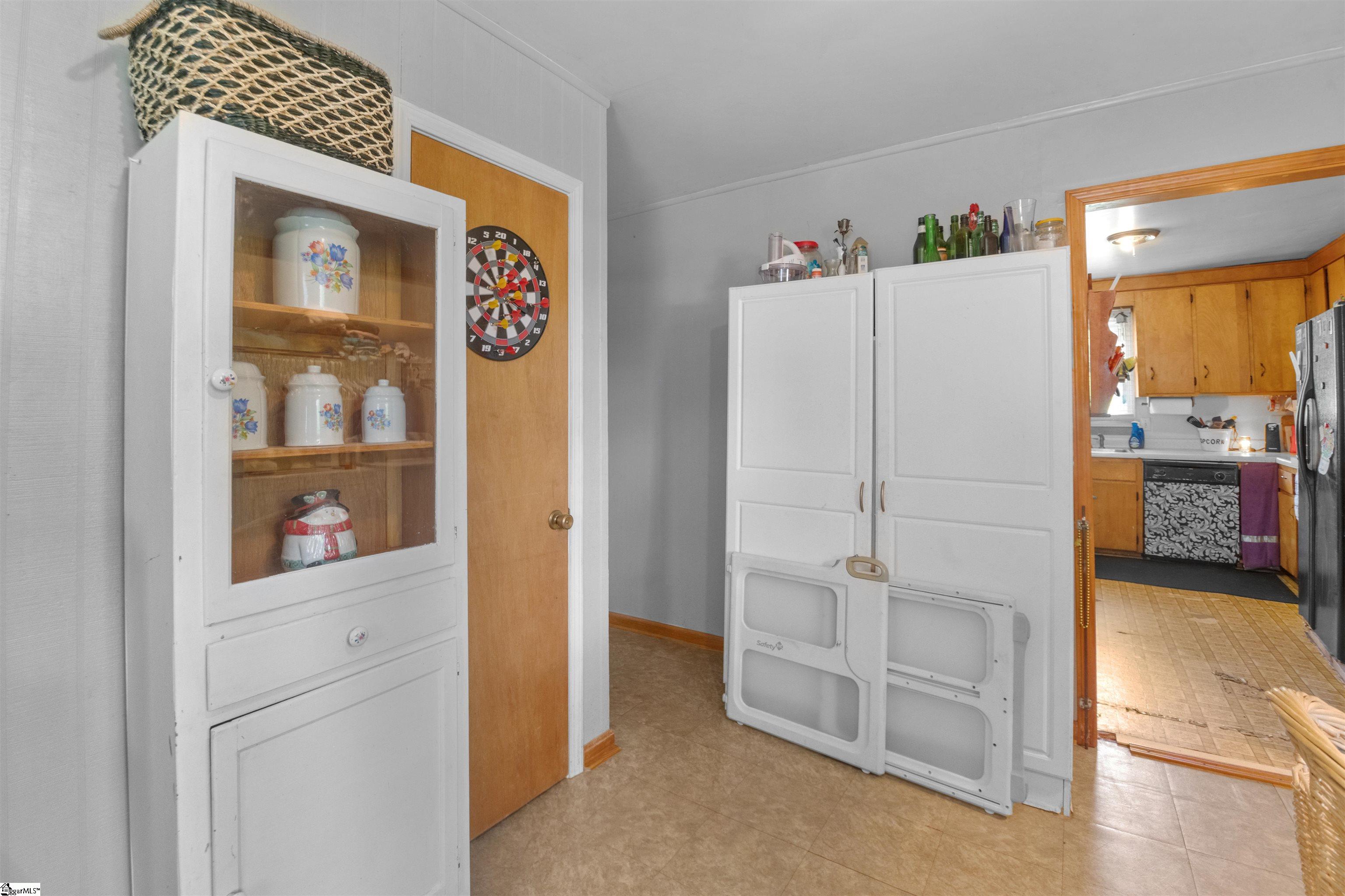120 Jay Drive Property Photo 11