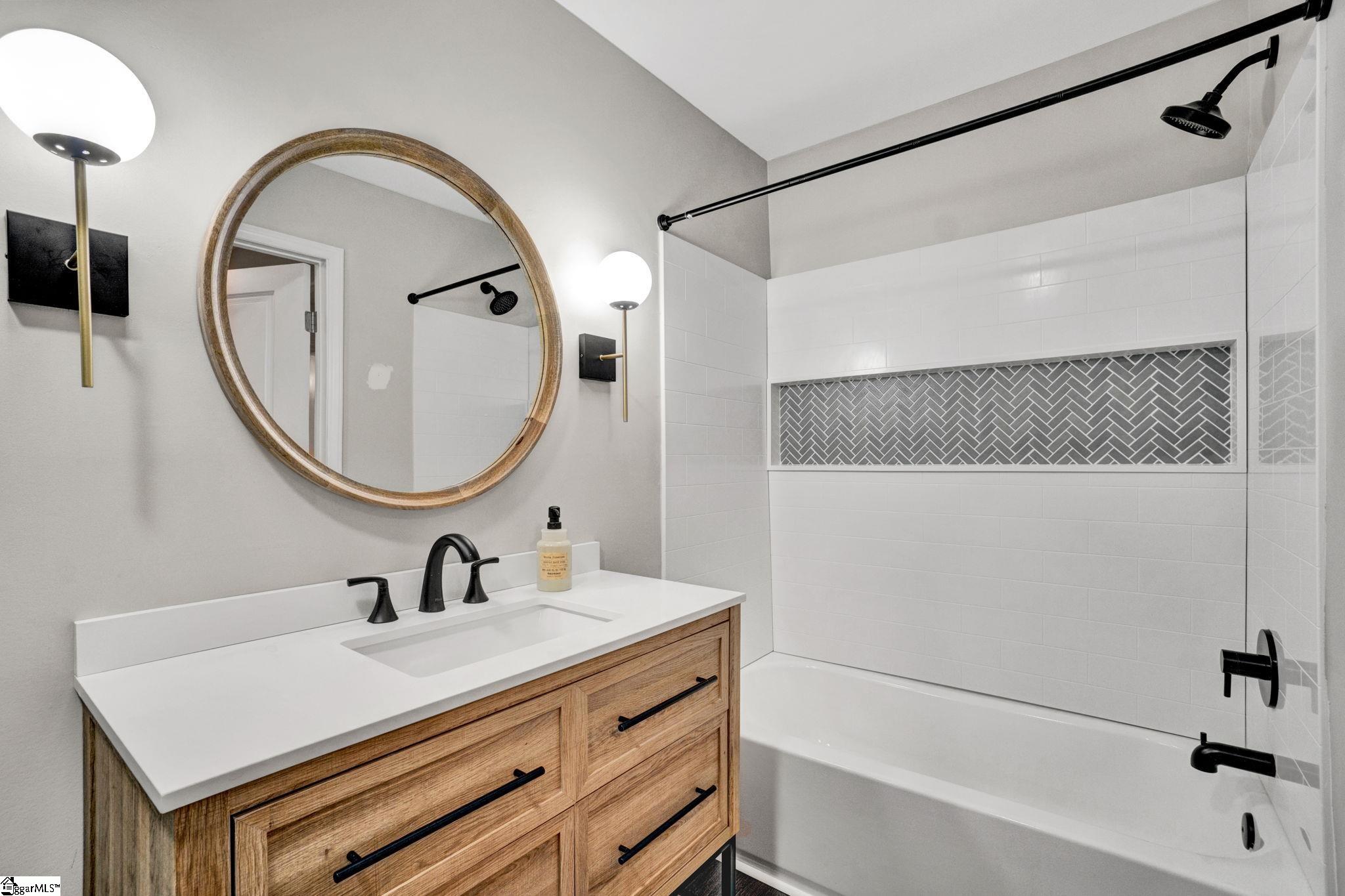 209 Donnan Road Property Photo 32