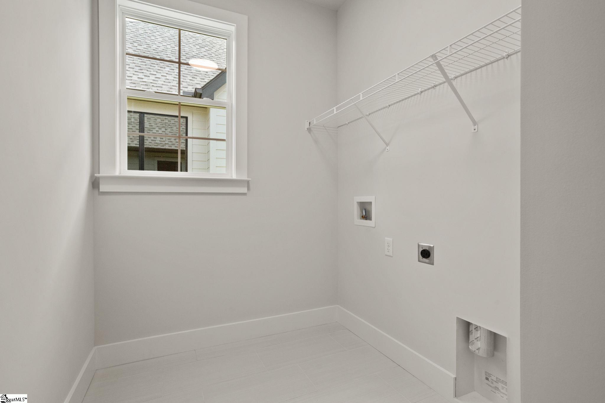 104 Adrian Way Property Photo 13
