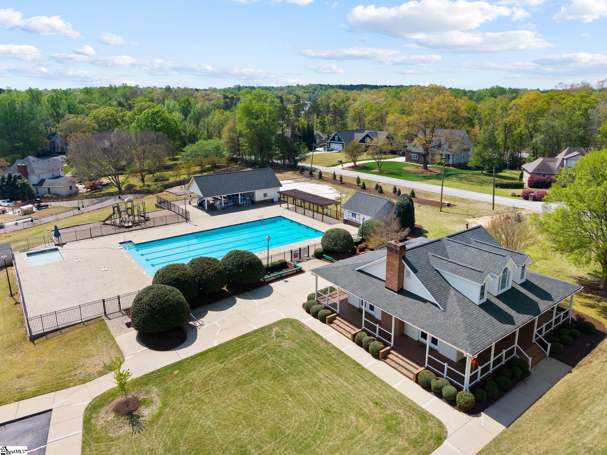 406 Deepwood Drive Property Photo 45