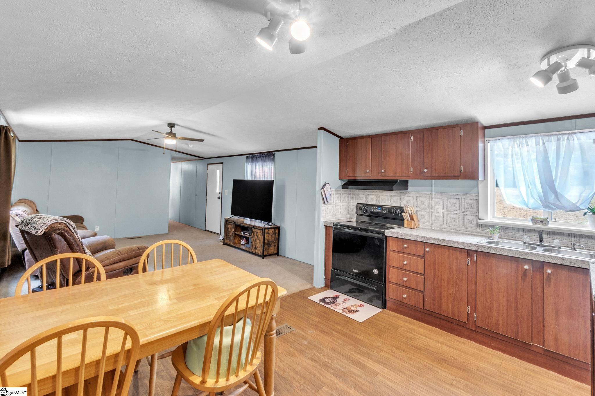188 Porter Road Property Photo 11